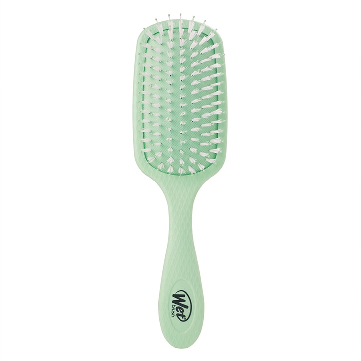 WetBrush Go Green Treatment And Shine - Tea Tree Oil Hair Accessories Holland&Barrett   