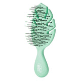 WetBrush Go Green Mini Detangler - Green GOODS Holland&Barrett   