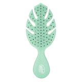 WetBrush Go Green Mini Detangler - Green GOODS Holland&Barrett   