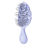 WetBrush Go Green Mini Detangler - Lavender GOODS Holland&Barrett   