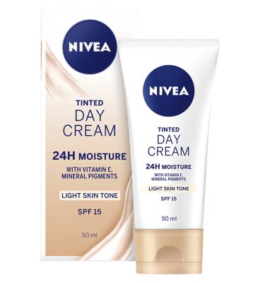 NIVEA 24H Moisture Tinted Day Cream with Vitamin E Light Skin Tone SPF15 50ml Suncare & Travel Boots   