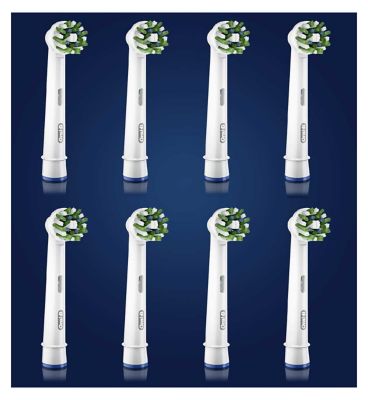 Oral-B CrossAction Toothbrush Head with CleanMaximiser Technology, 8 Pack Dental Boots   