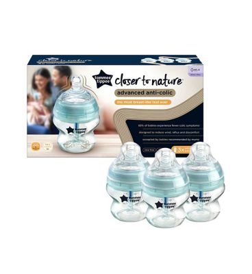 Tommee Tippee Advanced Anti-Colic Baby Bottle, Slow Flow Breast-Like Teat, Vented Anti-Colic Wand, Self-Sterilising, Pack of 3 Baby Accessories & Cleaning Boots   