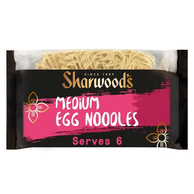 Sharwood's Medium Egg Noodles 340g Chinese Sainsburys   