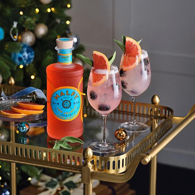 Malfy Con Arancia Blood Orange Flavoured Gin Liqueurs and Spirits M&S   