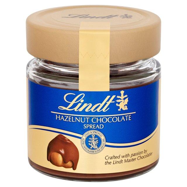 Lindt Hazelnut Chocolate Spread Food Cupboard M&S   