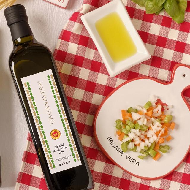 JGF Italianavera Delle Colline DOP Extra Virgin Olive Oil Cooking Ingredients & Oils M&S   