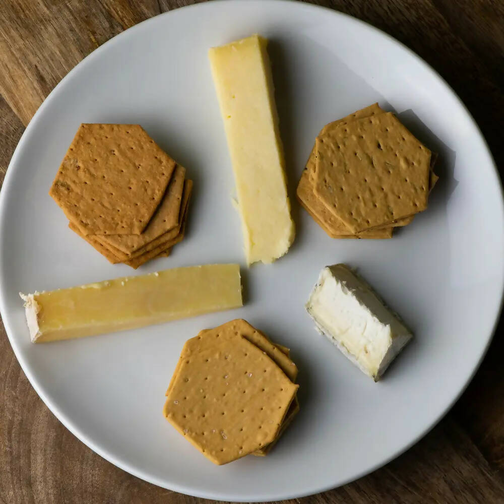 The Fine Cheese Co. Flavoured Crackers Catering Selection