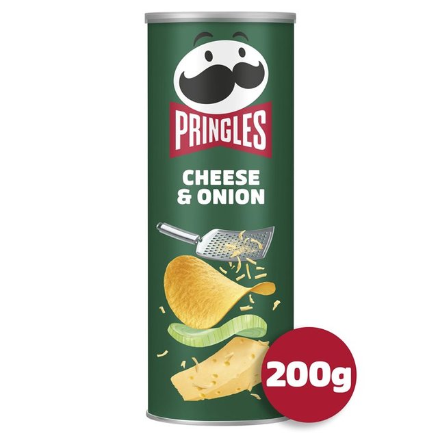 Pringles Cheese & Onion