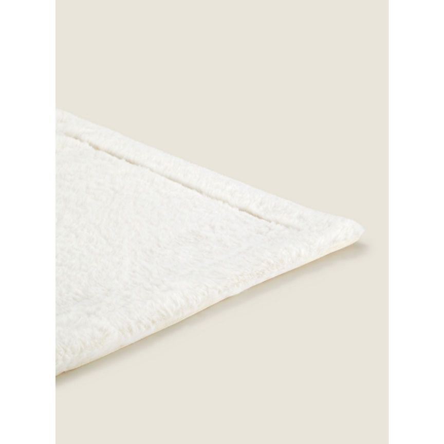 George Home Cream Plain Faux Fur Blanket