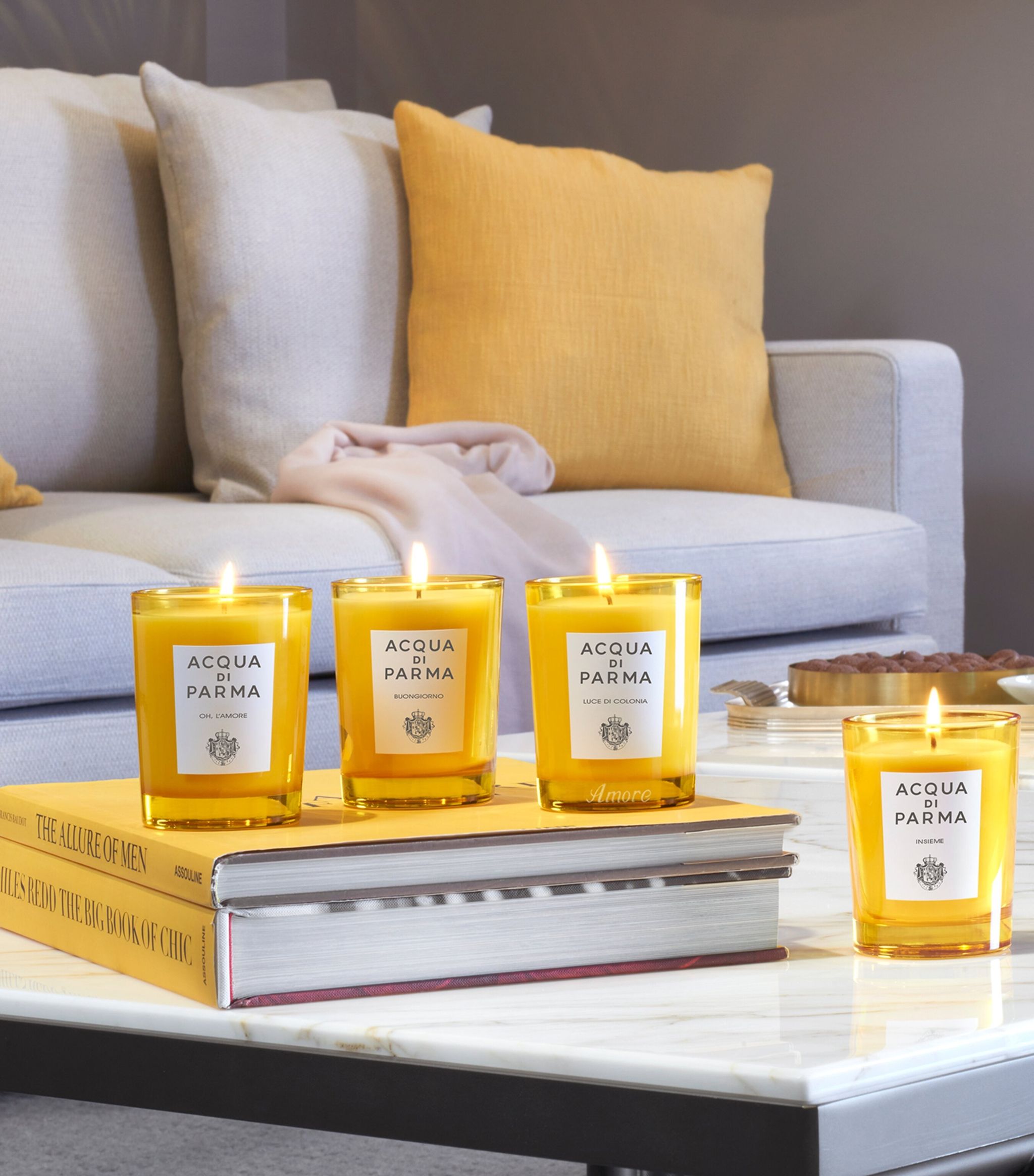 Oh, L'Amore Candle (200g) GOODS Harrods   