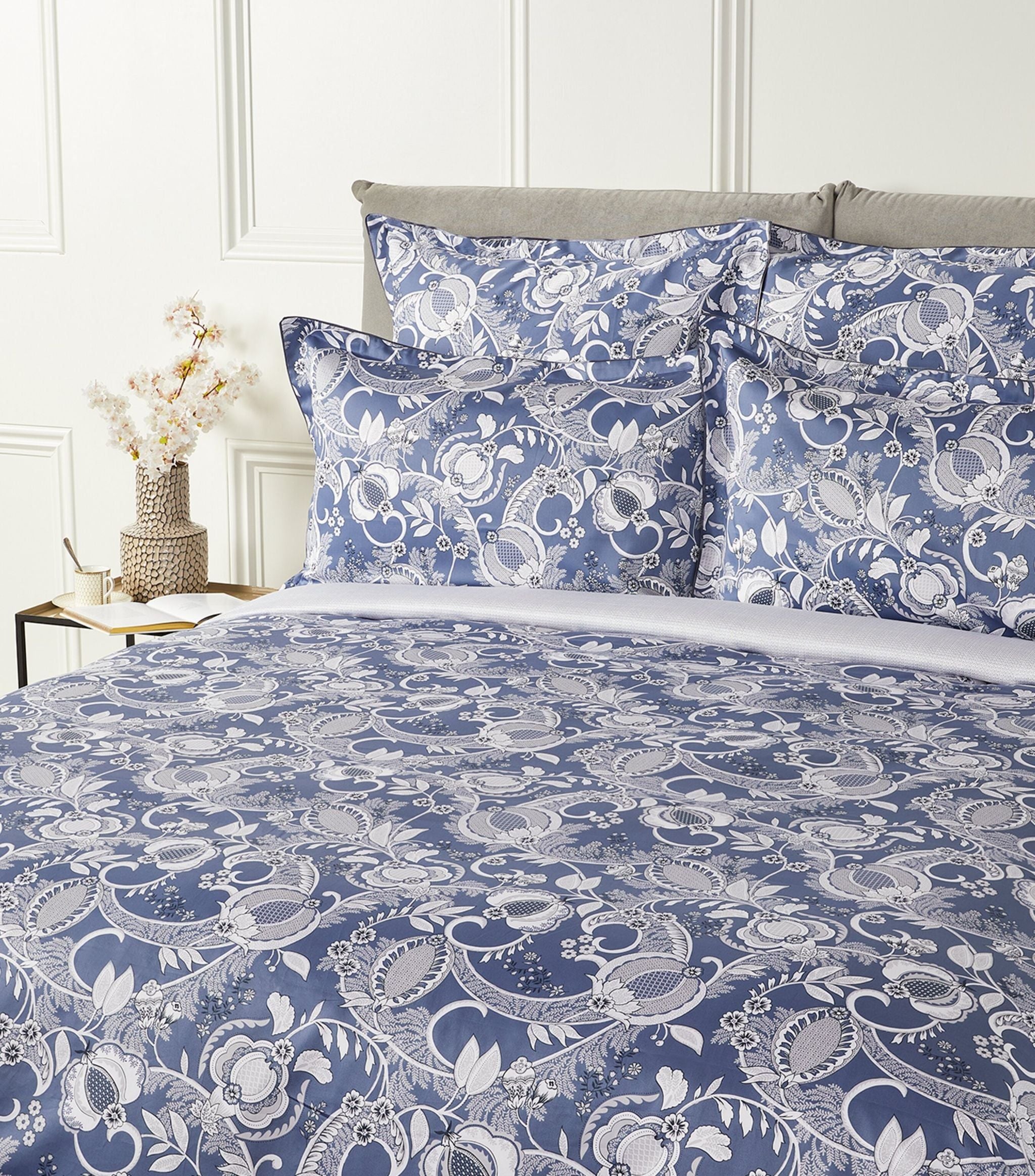 Chandernagor King Duvet Cover (230cm x 220cm) GOODS Harrods   