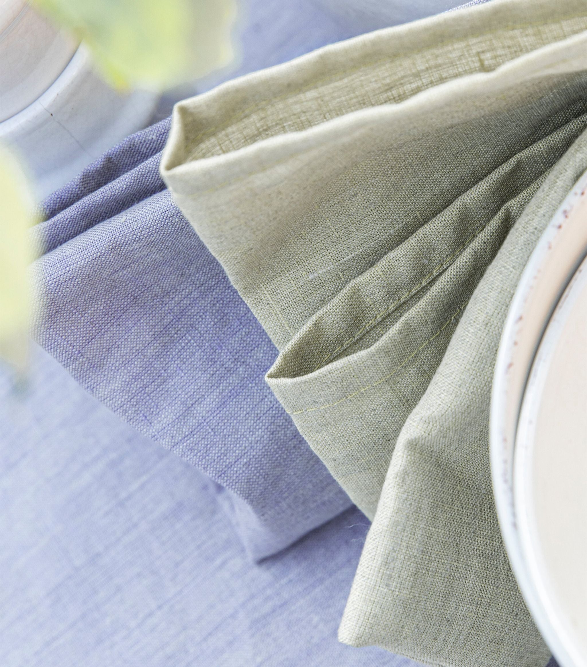 Linen Chambray Napkin (50cm x 50cm) GOODS Harrods   