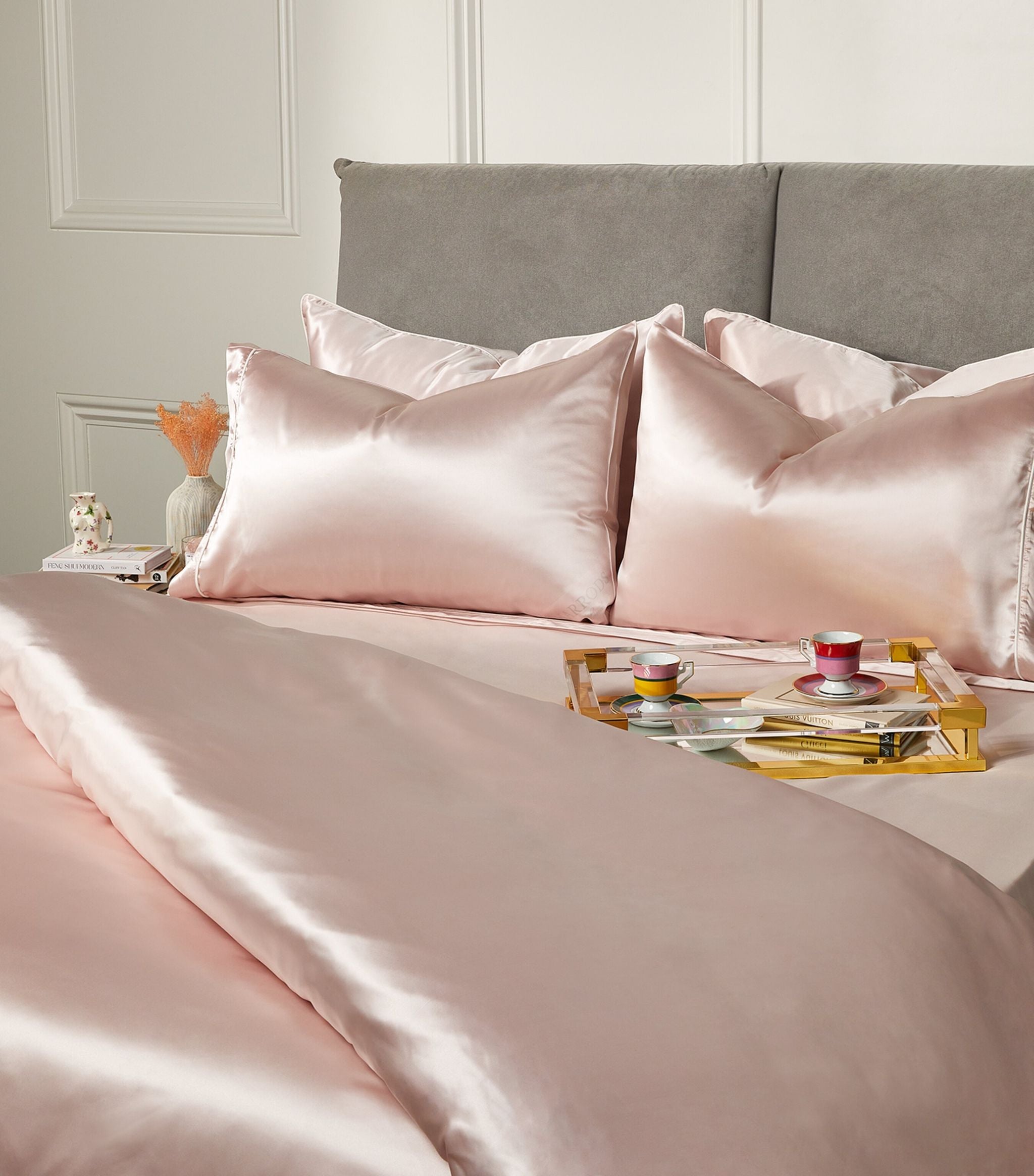 Maria Super King Flat Sheet (300cm x 265cm) GOODS Harrods   