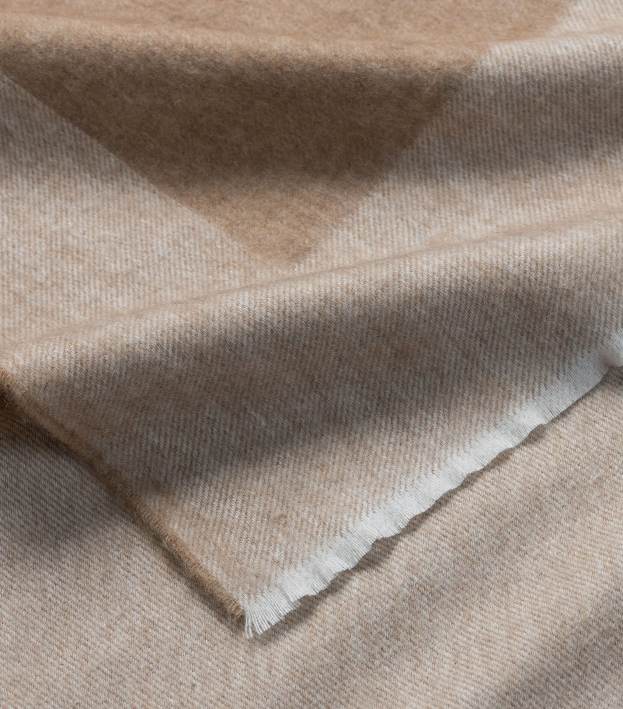 Cashmere Arran Border Blanket (150cm x 200cm) Miscellaneous Harrods   