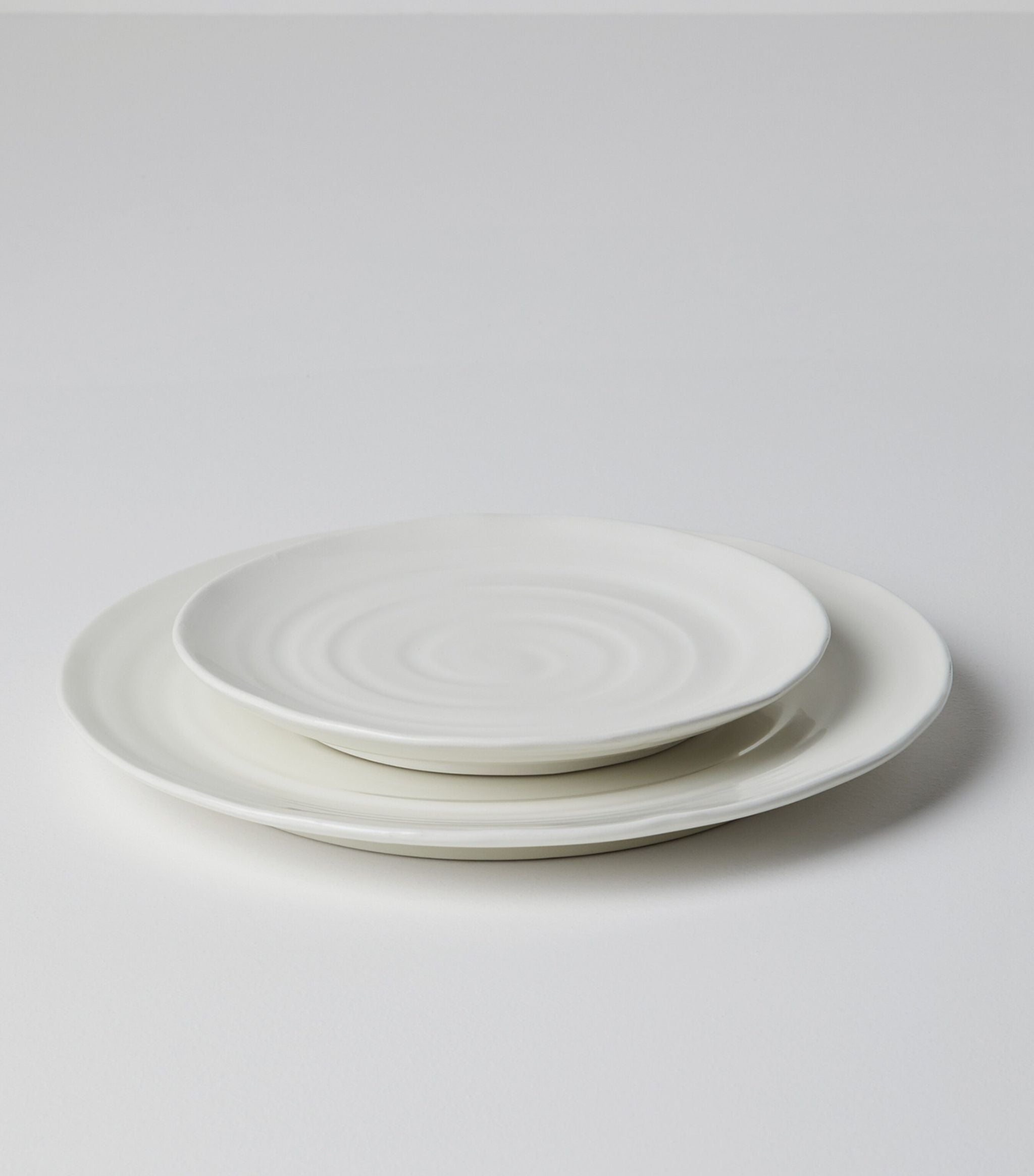 Ceramic Tradition Plates (Set of 2) GOODS Harrods   