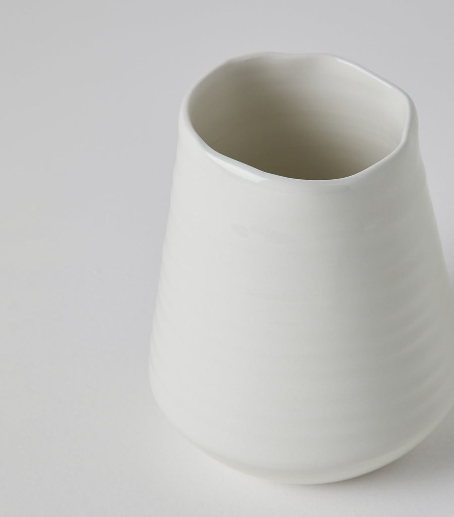 Ceramic Tradition Vase (15cm)