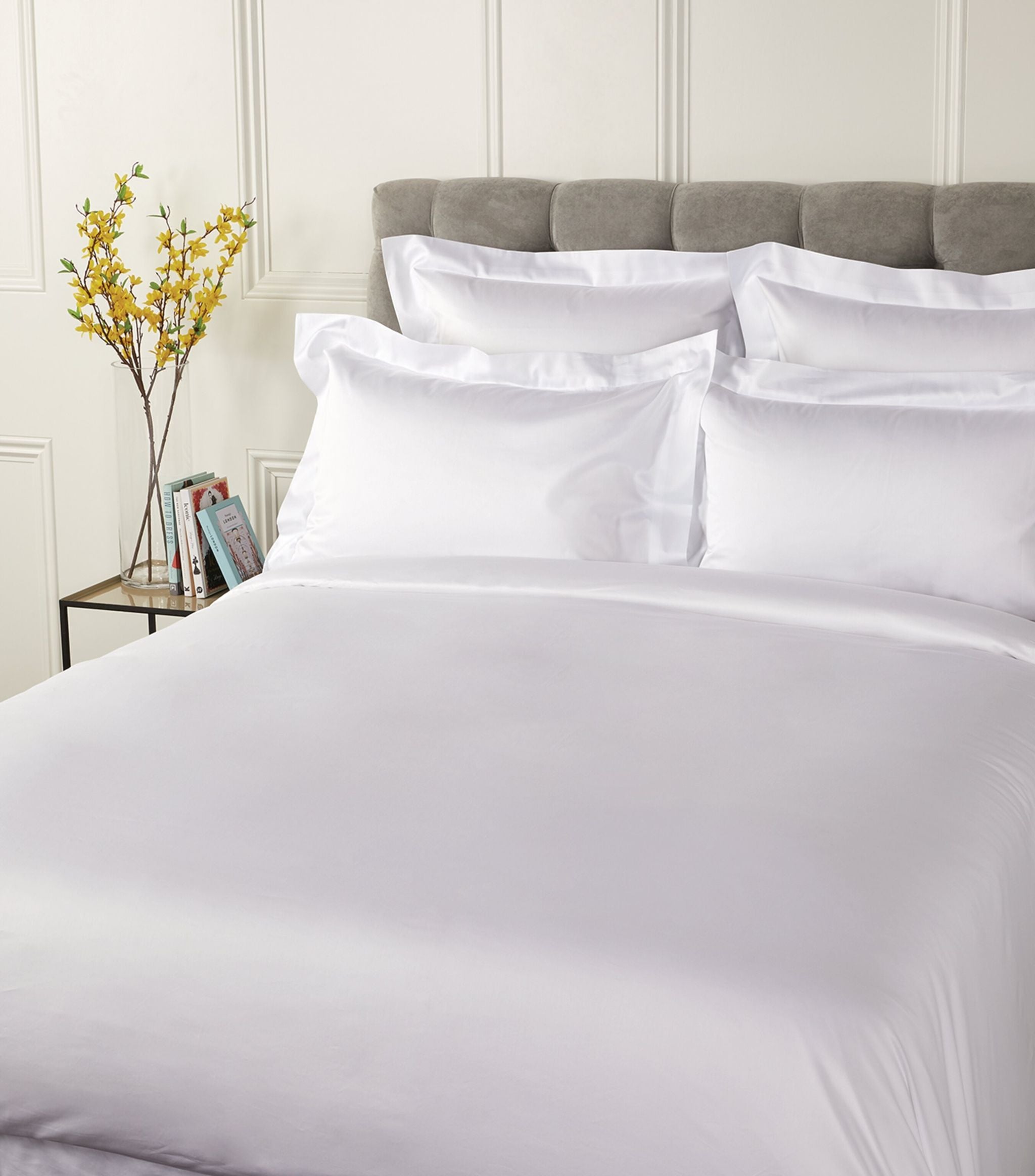 Amanda King Duvet Cover (230cm x 220cm) GOODS Harrods   