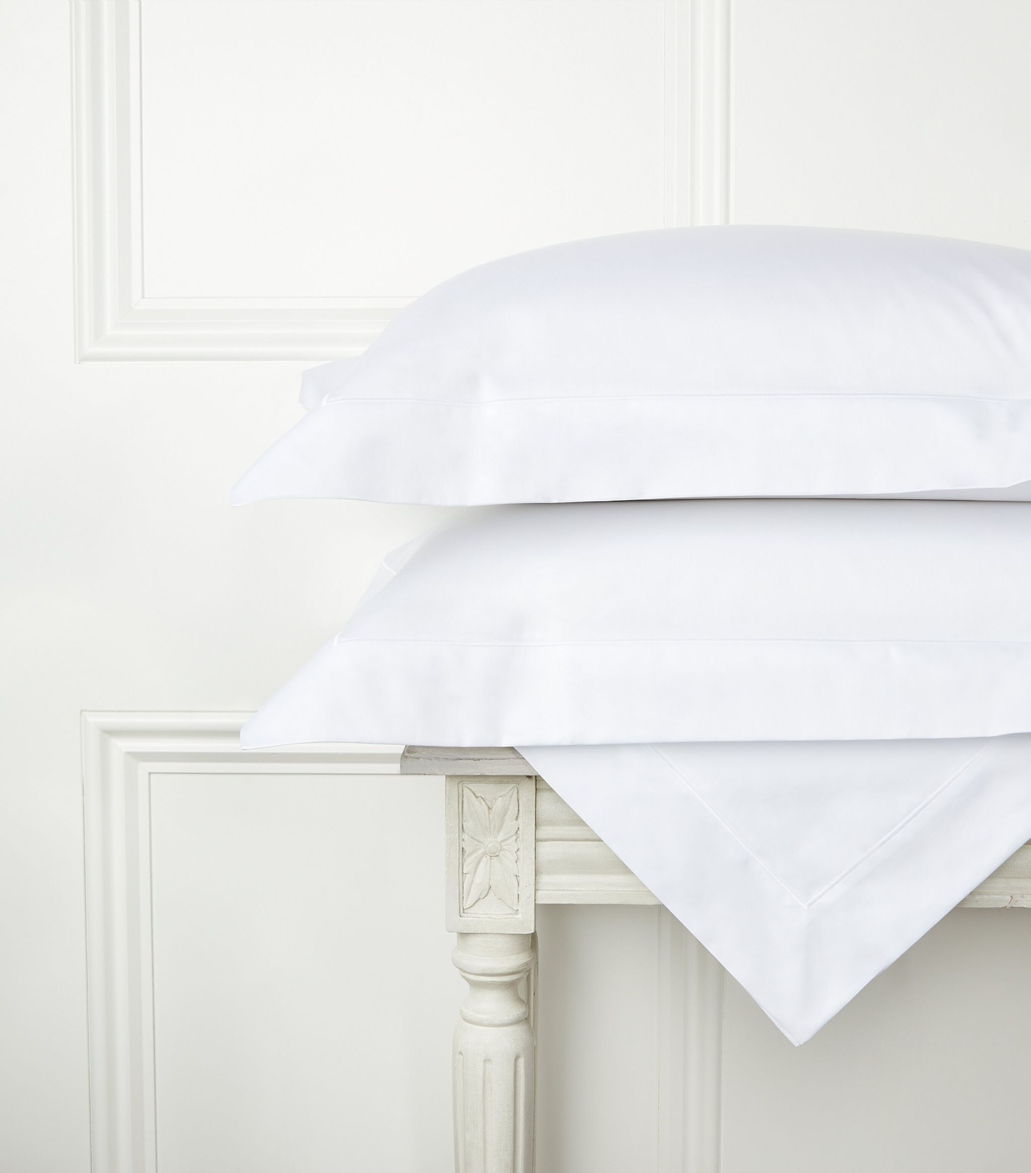 Bourdon King Pillowcase (50cm x 90cm) GOODS Harrods   