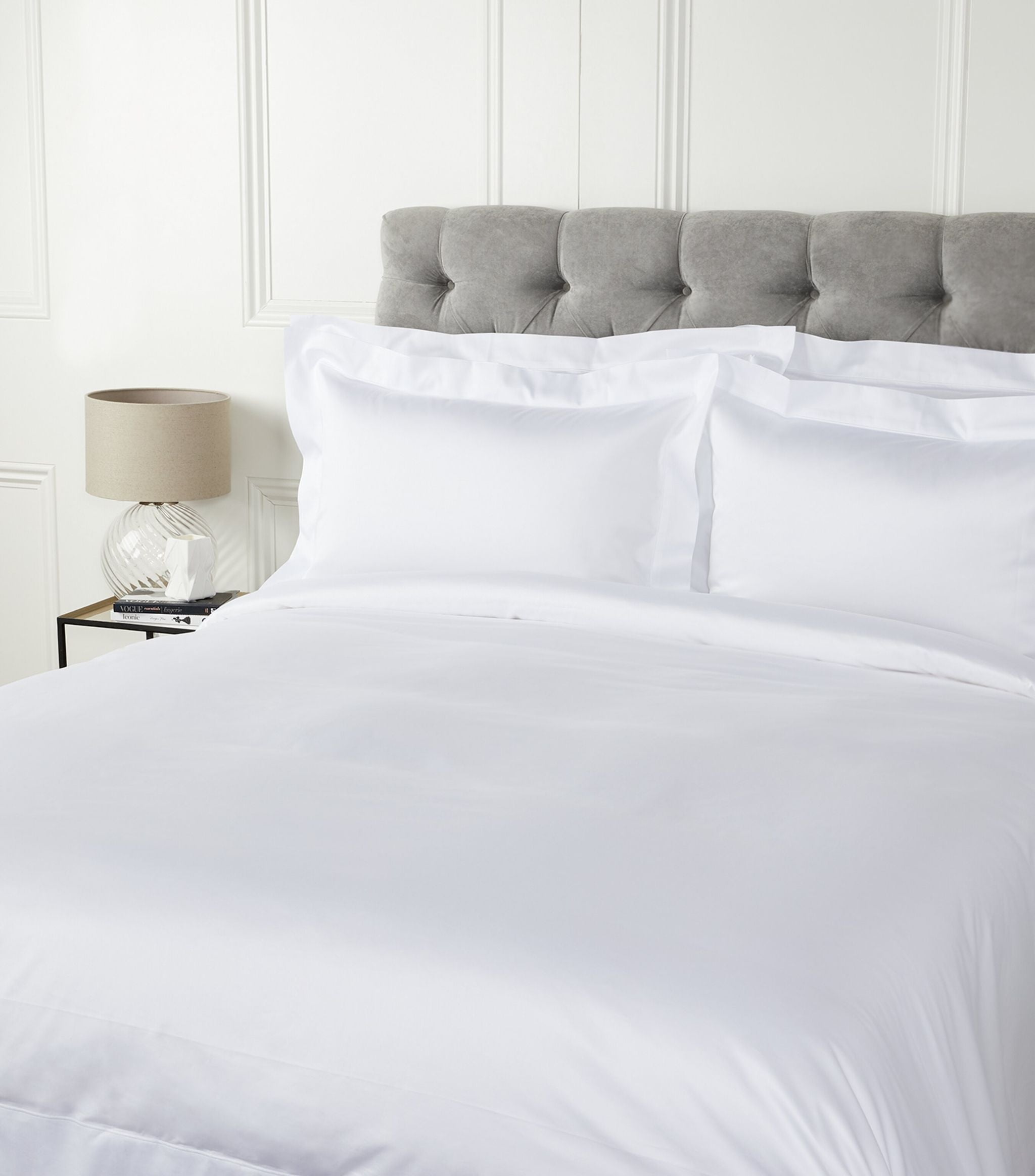 Bourdon Oxford Pillowcase (50cm x 75cm) GOODS Harrods   