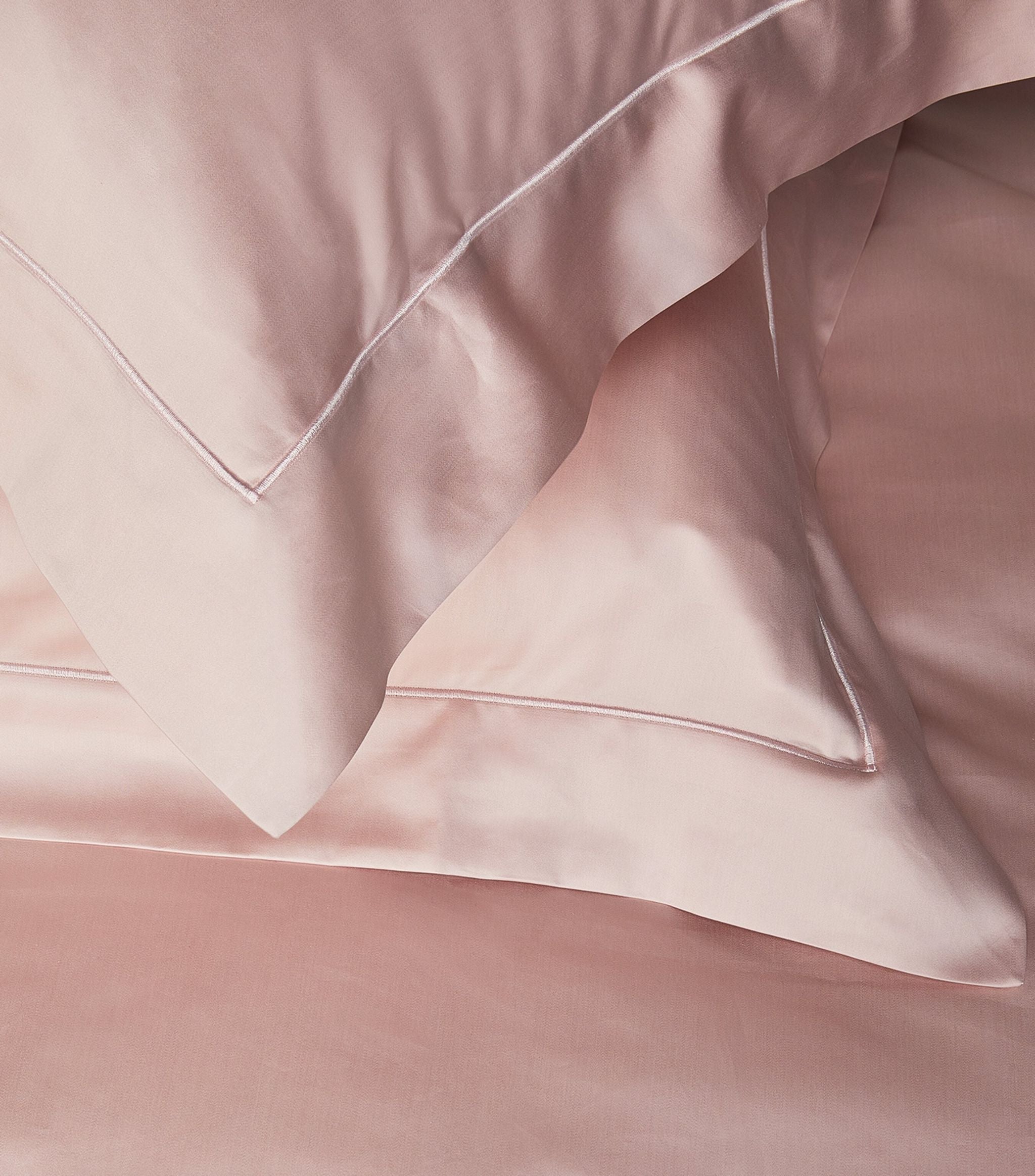 Bourdon Oxford Pillowcase (50cm x 75cm) GOODS Harrods   