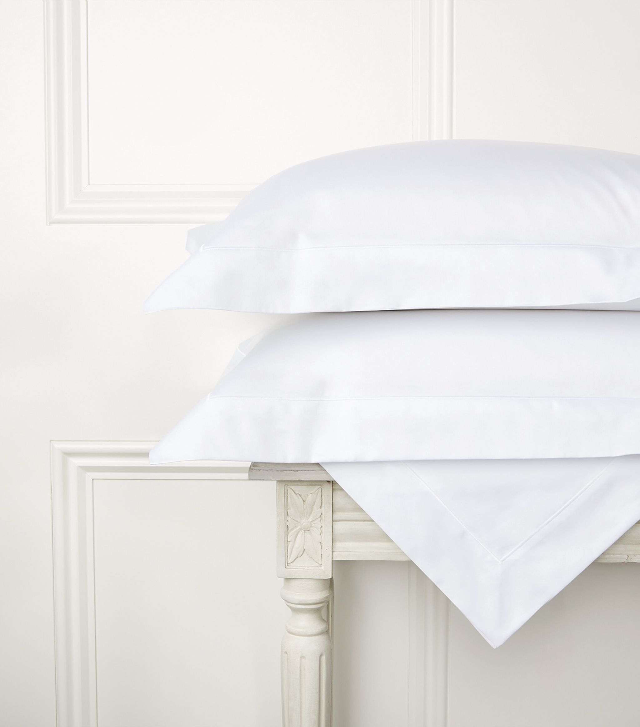 Bourdon Super King Flat Sheet (270cm x 300cm) GOODS Harrods   