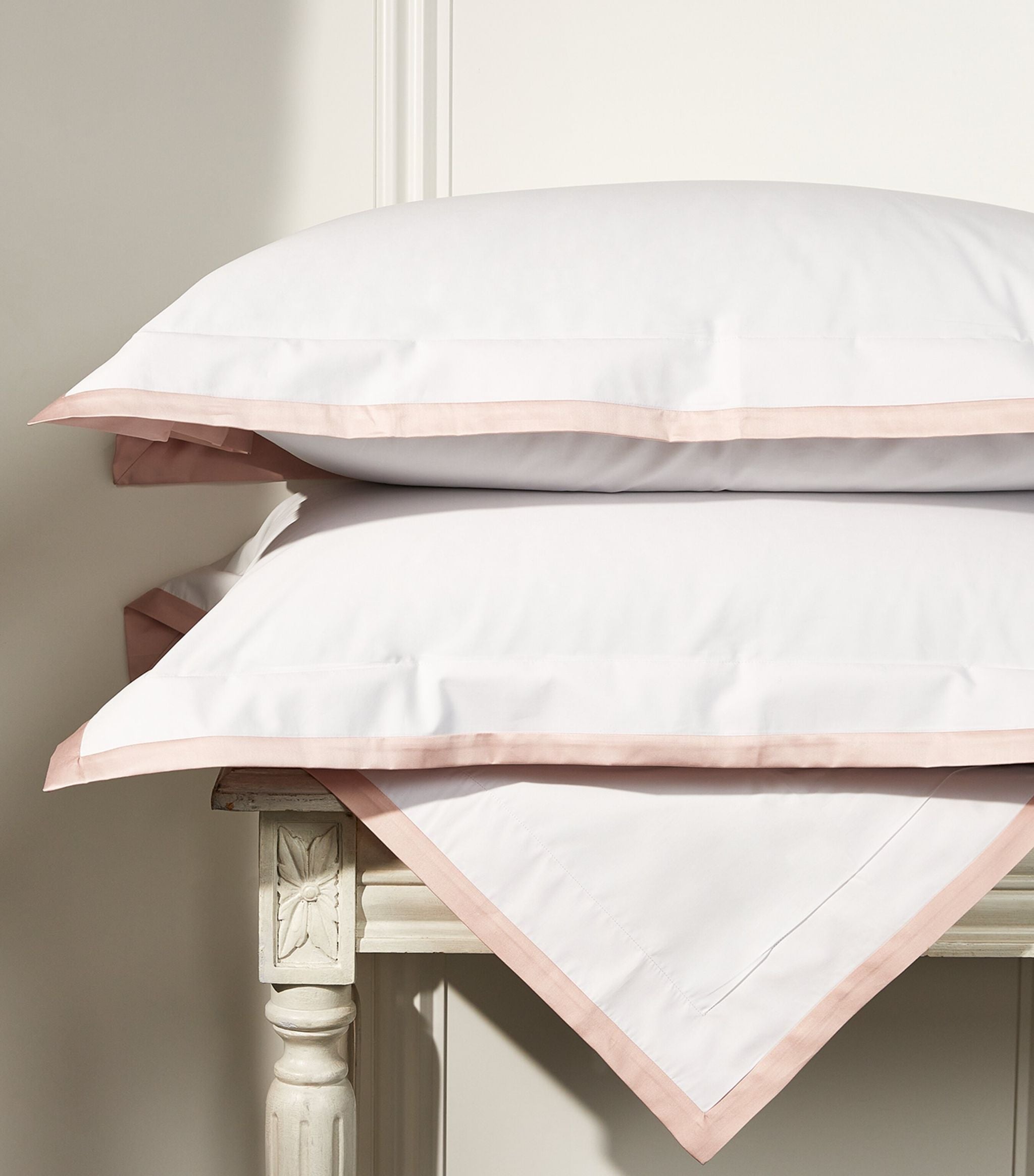 Hella King Oxford Pillowcase (50cm x 90cm) GOODS Harrods   