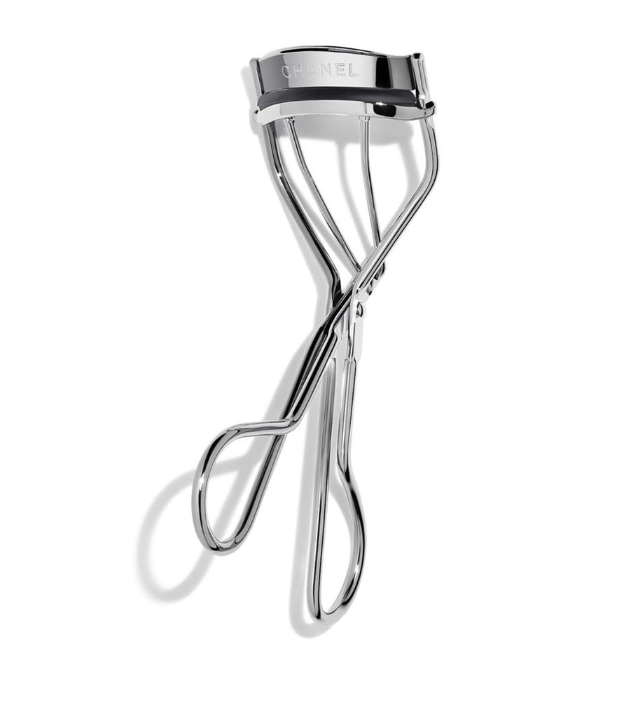 (LE RECOURBE CILS DE CHANEL) Eyelash Curler