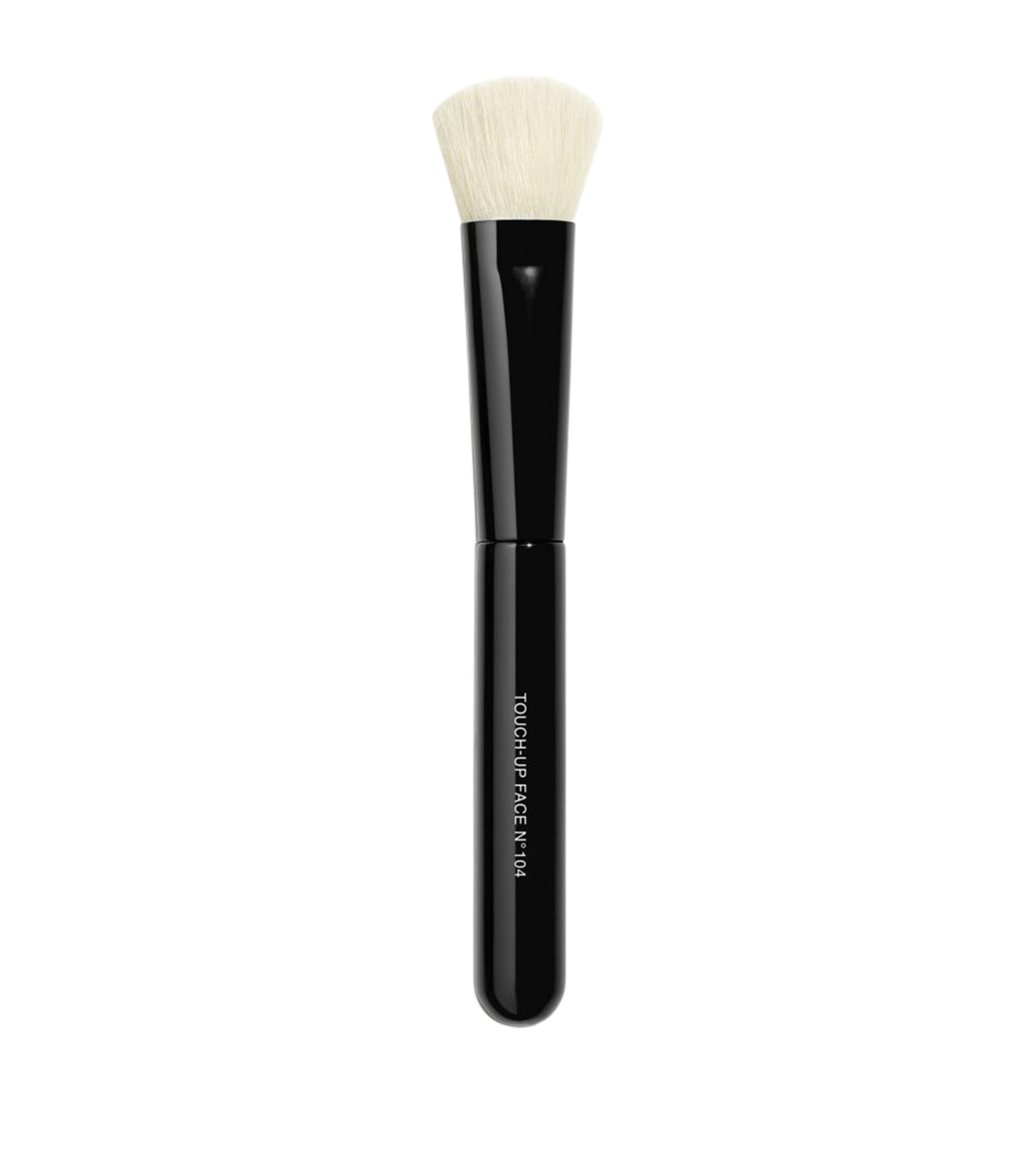 (TOUCH-UP FACE BRUSH N°104?) Pinceau Retouche Teint? GOODS Harrods   