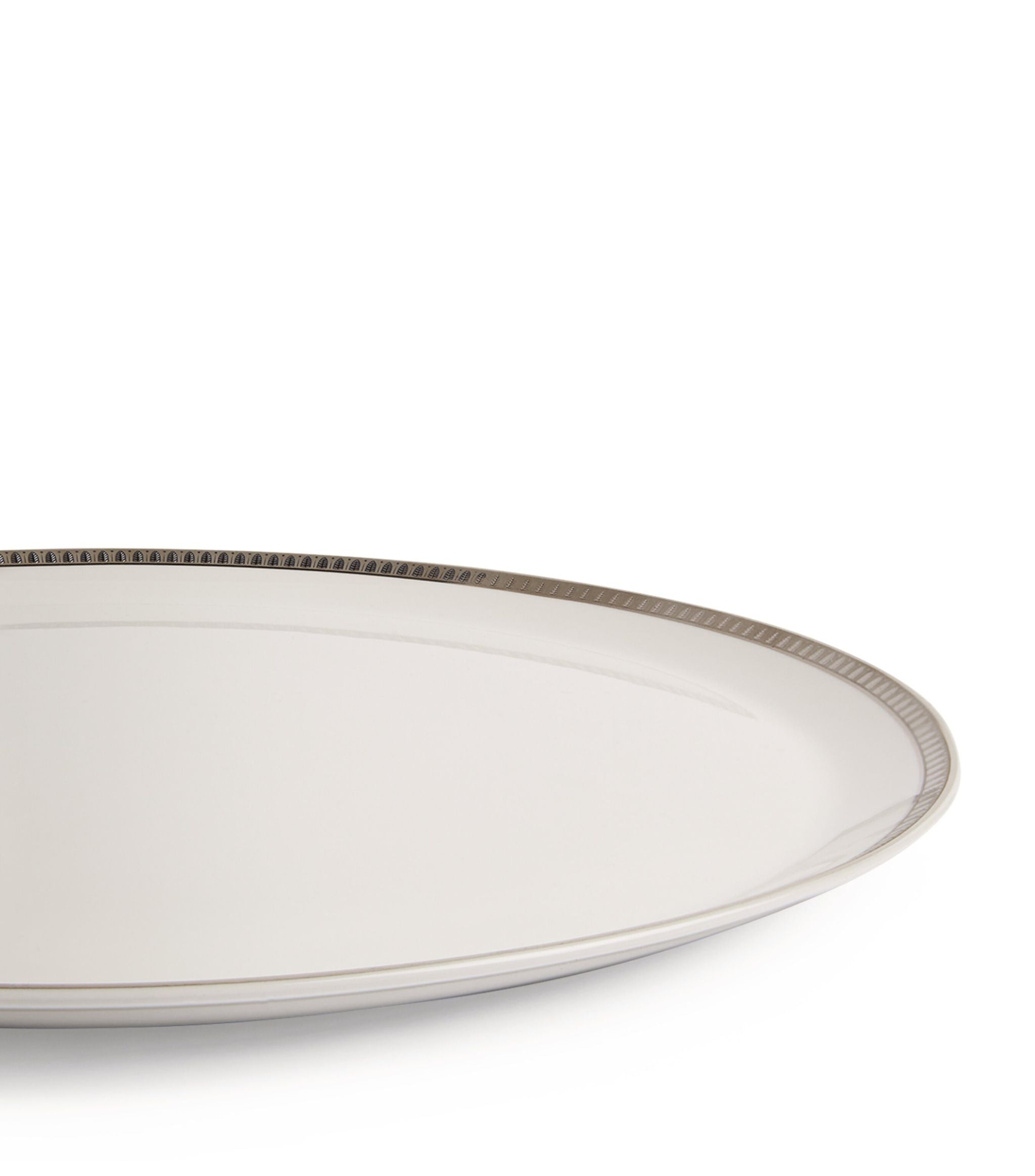 Malmaison Platinum Pie Dish GOODS Harrods   