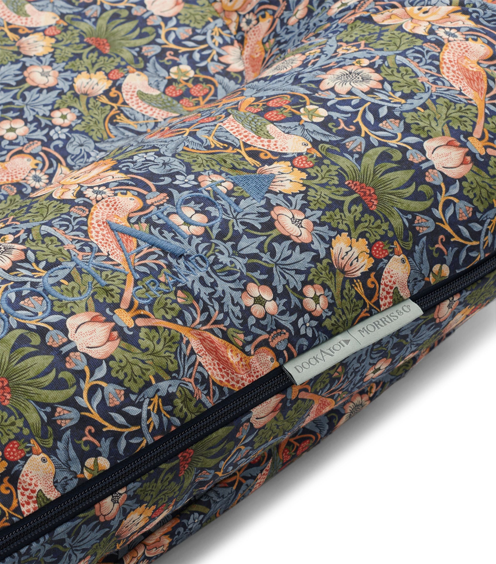 x William Morris Grand Dock And Patterned Cover (9-36 Months) GOODS Harrods   