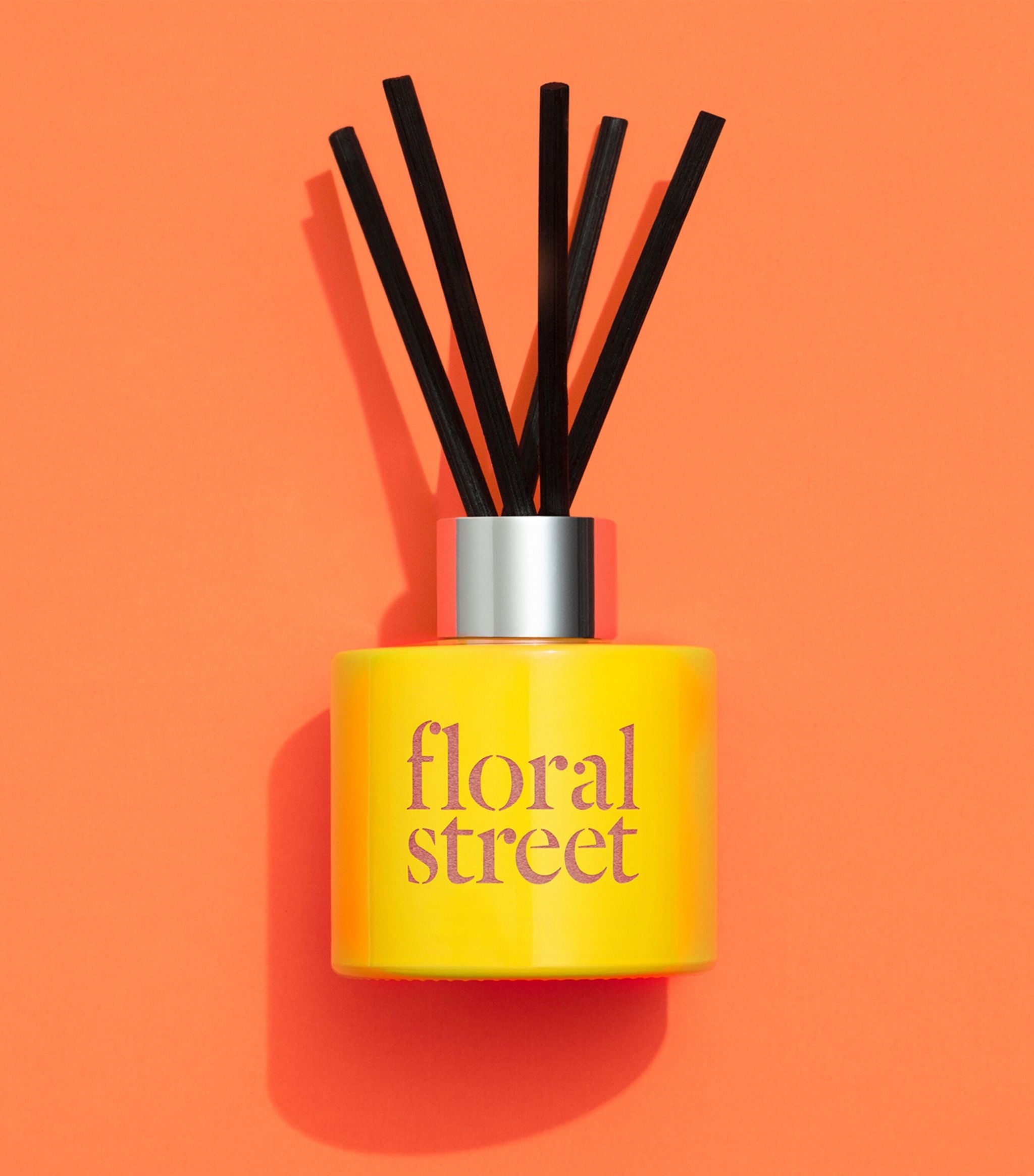 Vanilla Bloom Diffuser (100ml) GOODS Harrods   