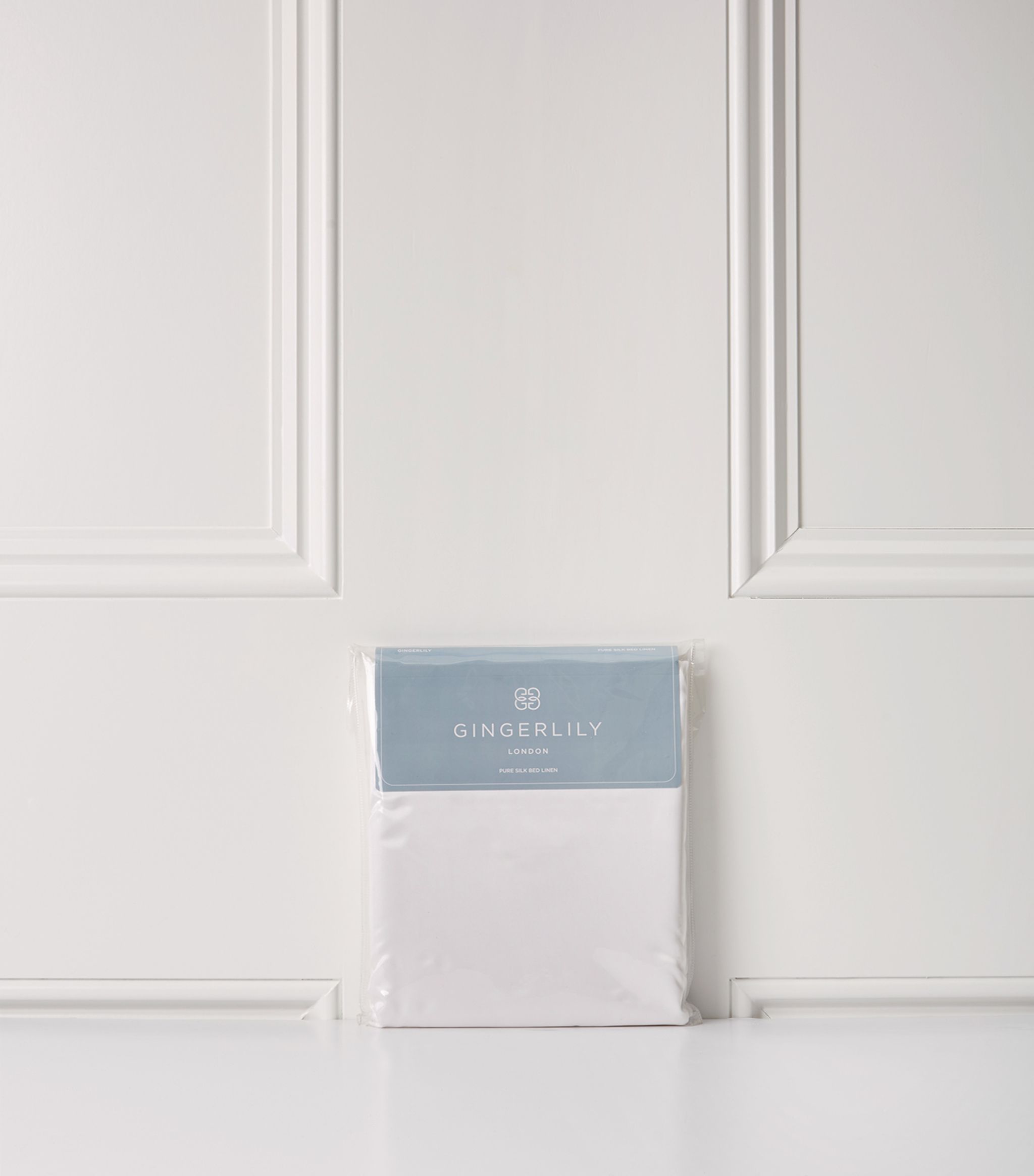 Silk Double Flat Sheet (230cm x 310cm) GOODS Harrods   