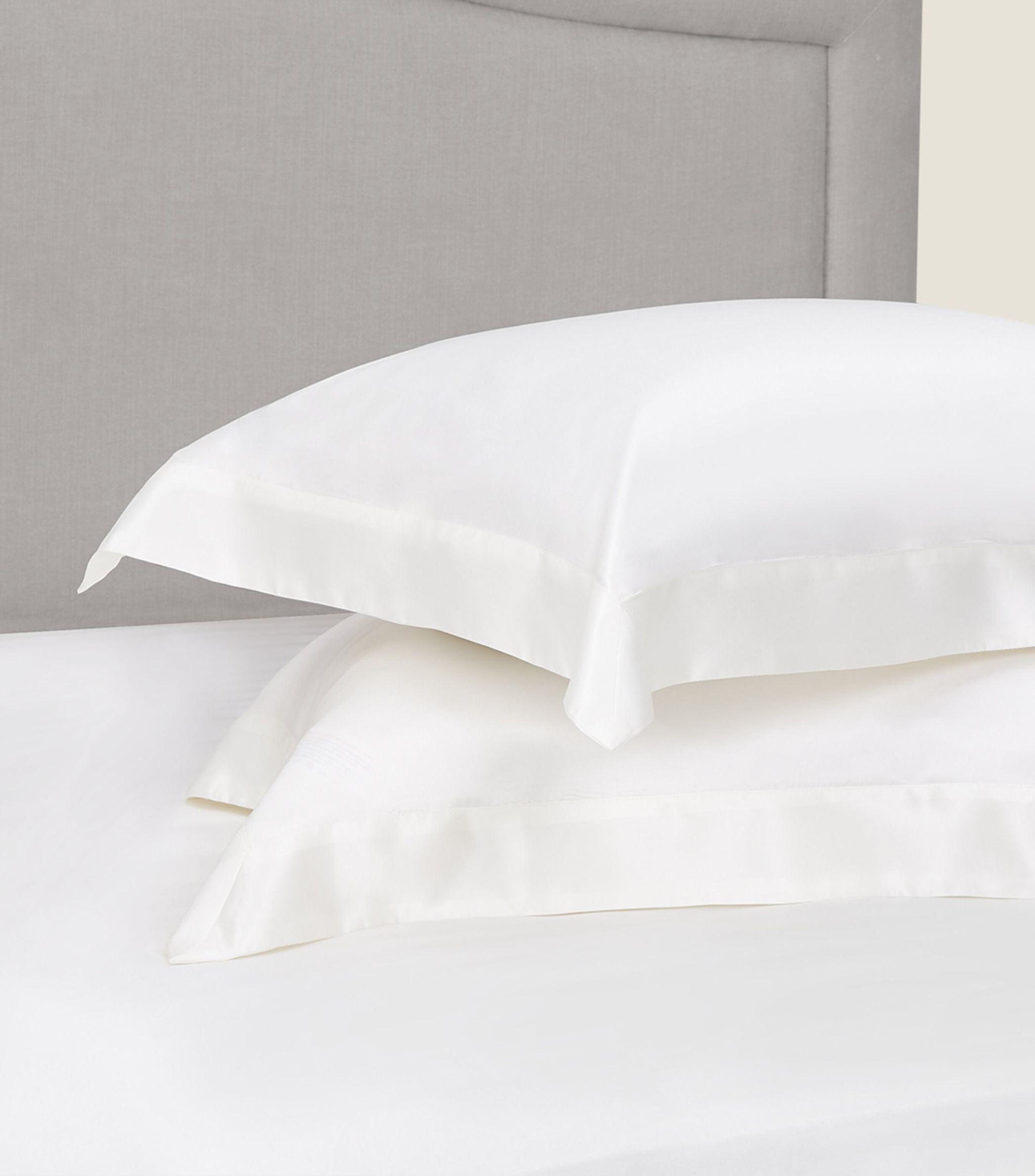 Silk King Fitted Sheet (150cm x 200cm) GOODS Harrods   