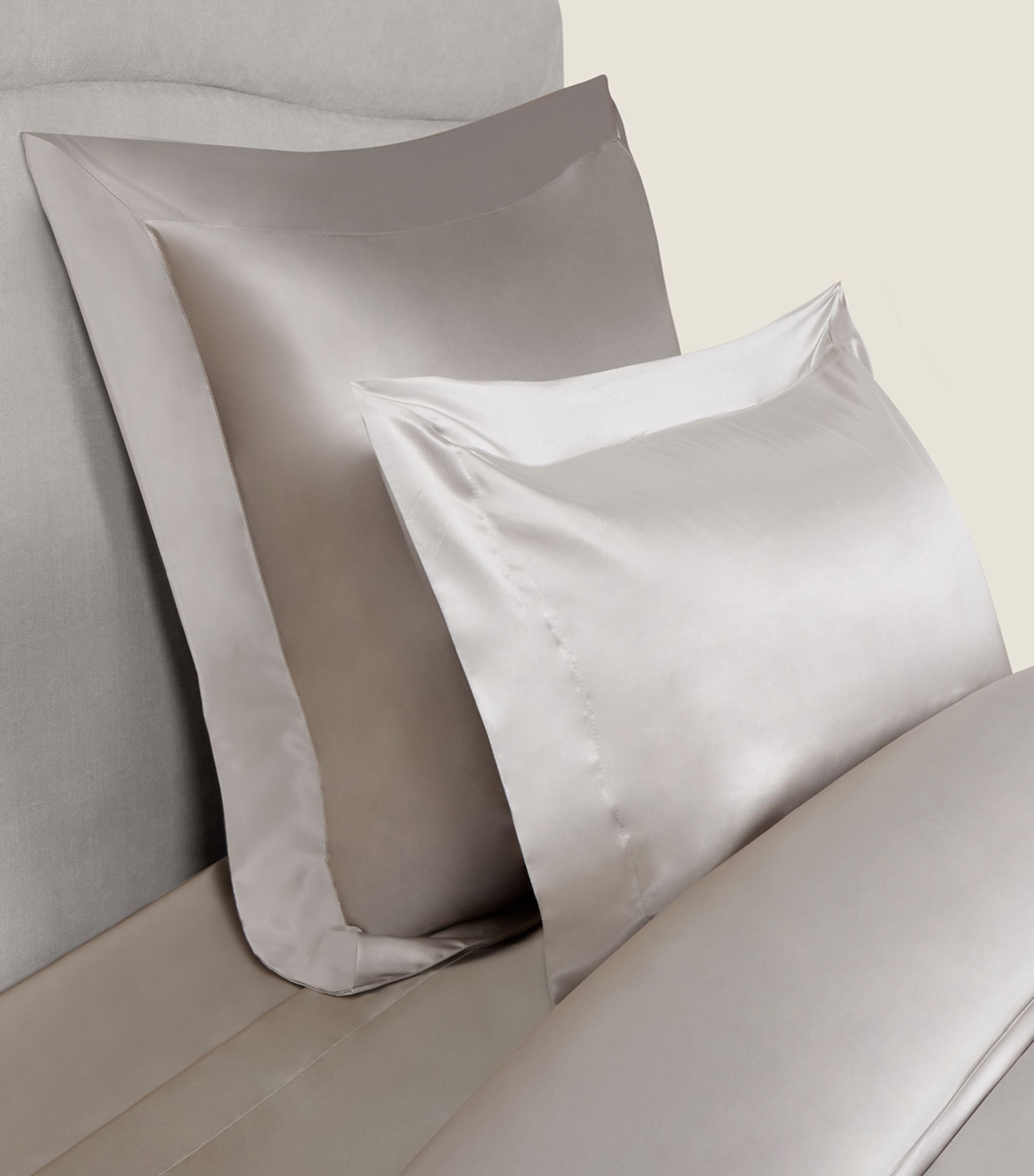 Silk King Fitted Sheet (150cm x 200cm) GOODS Harrods   