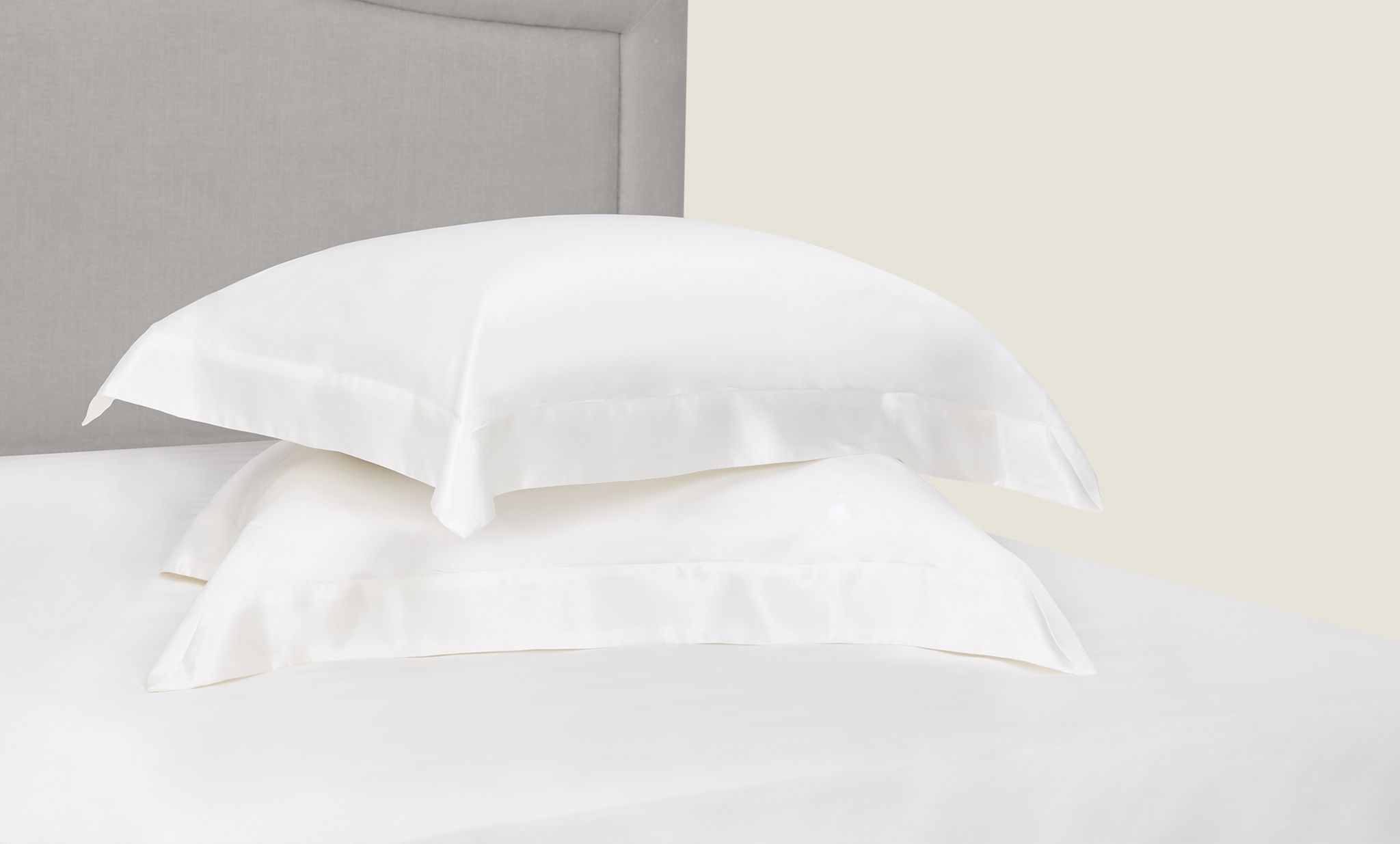 Silk King Pillowcase (50cm x 90cm) GOODS Harrods   