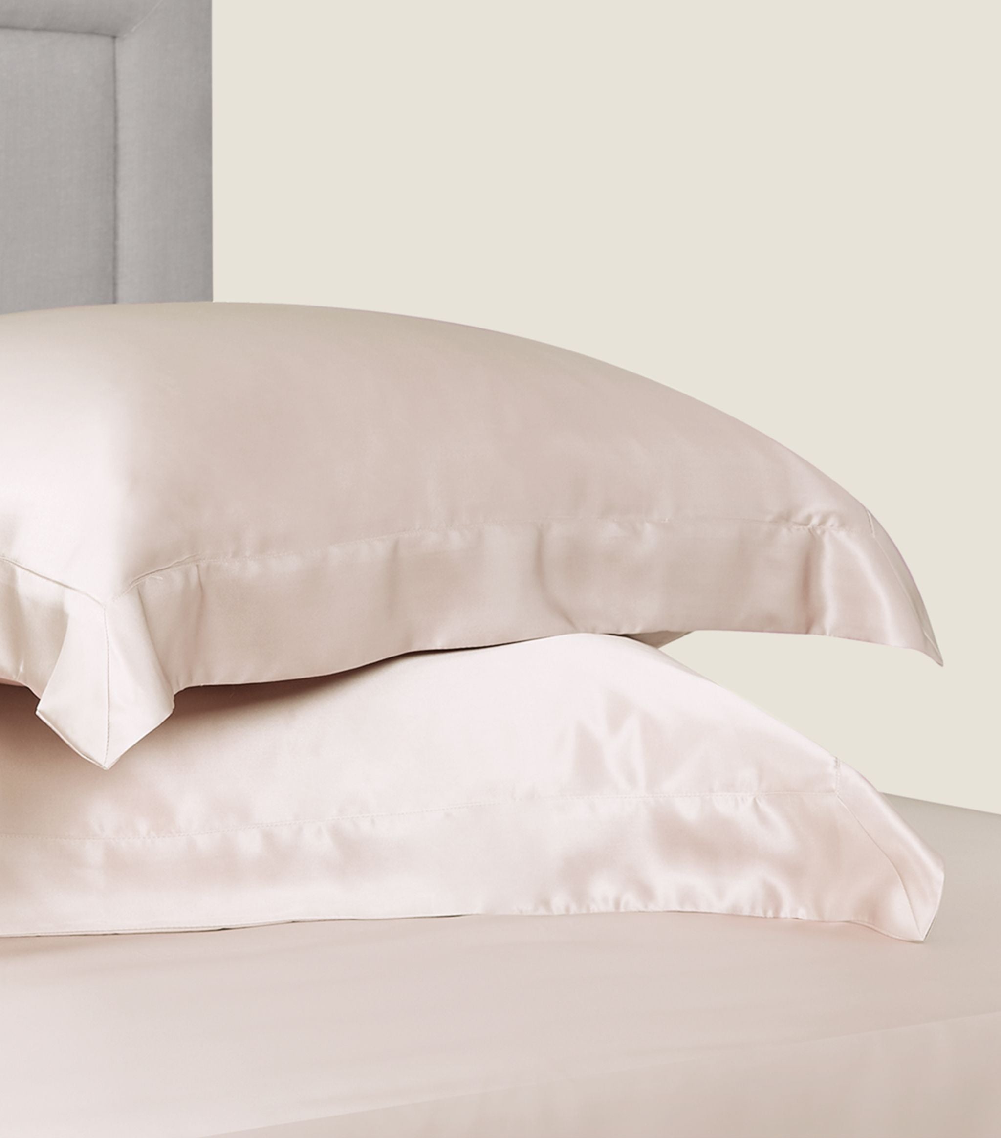 Silk King Pillowcase (50cm x 90cm) GOODS Harrods   