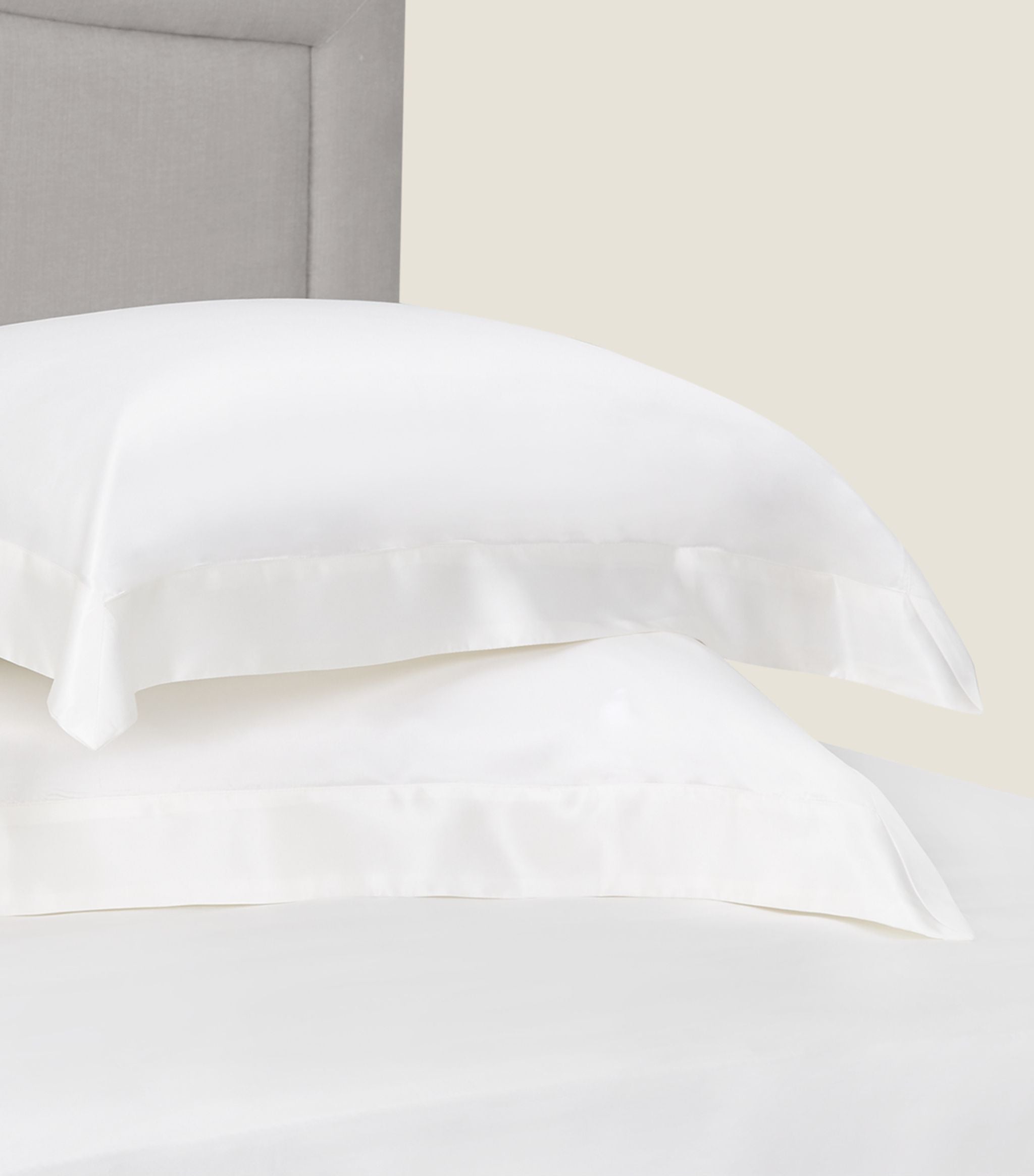 Silk Oxford Pillowcase (50cm x 75cm) GOODS Harrods   