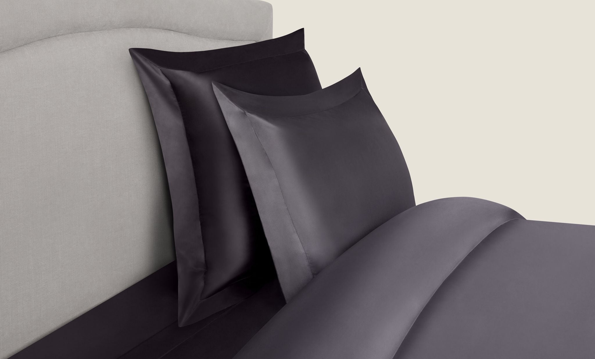 Silk Oxford Pillowcase (50cm x 75cm) GOODS Harrods   