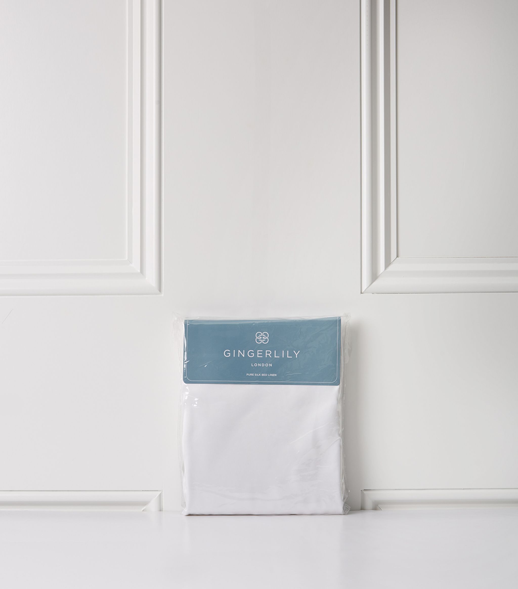 Silk Super King Flat Sheet (280cm x 310cm) GOODS Harrods   