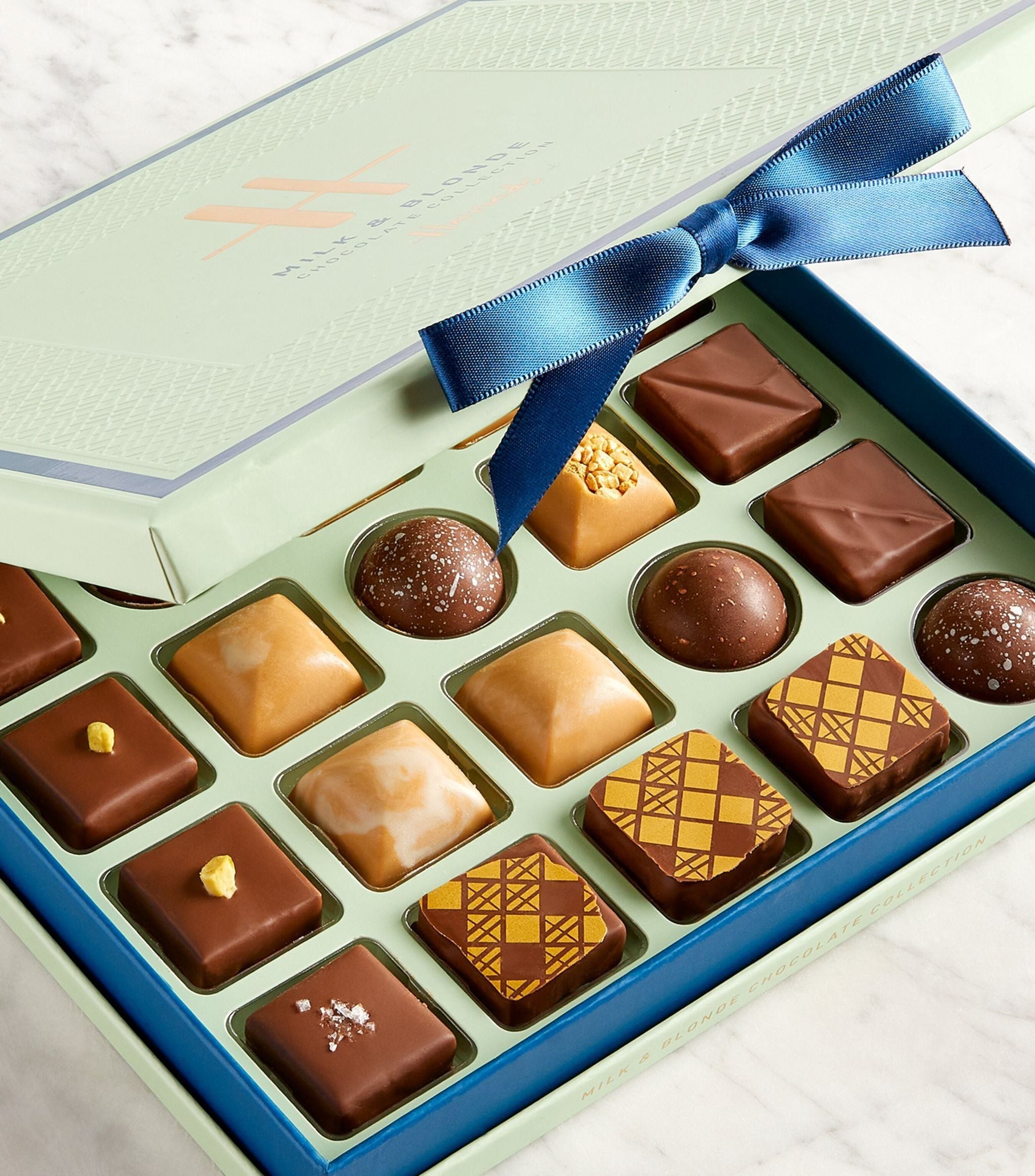 Milk & Blonde 25-Piece Chocolate Collection (225g) GOODS Harrods   