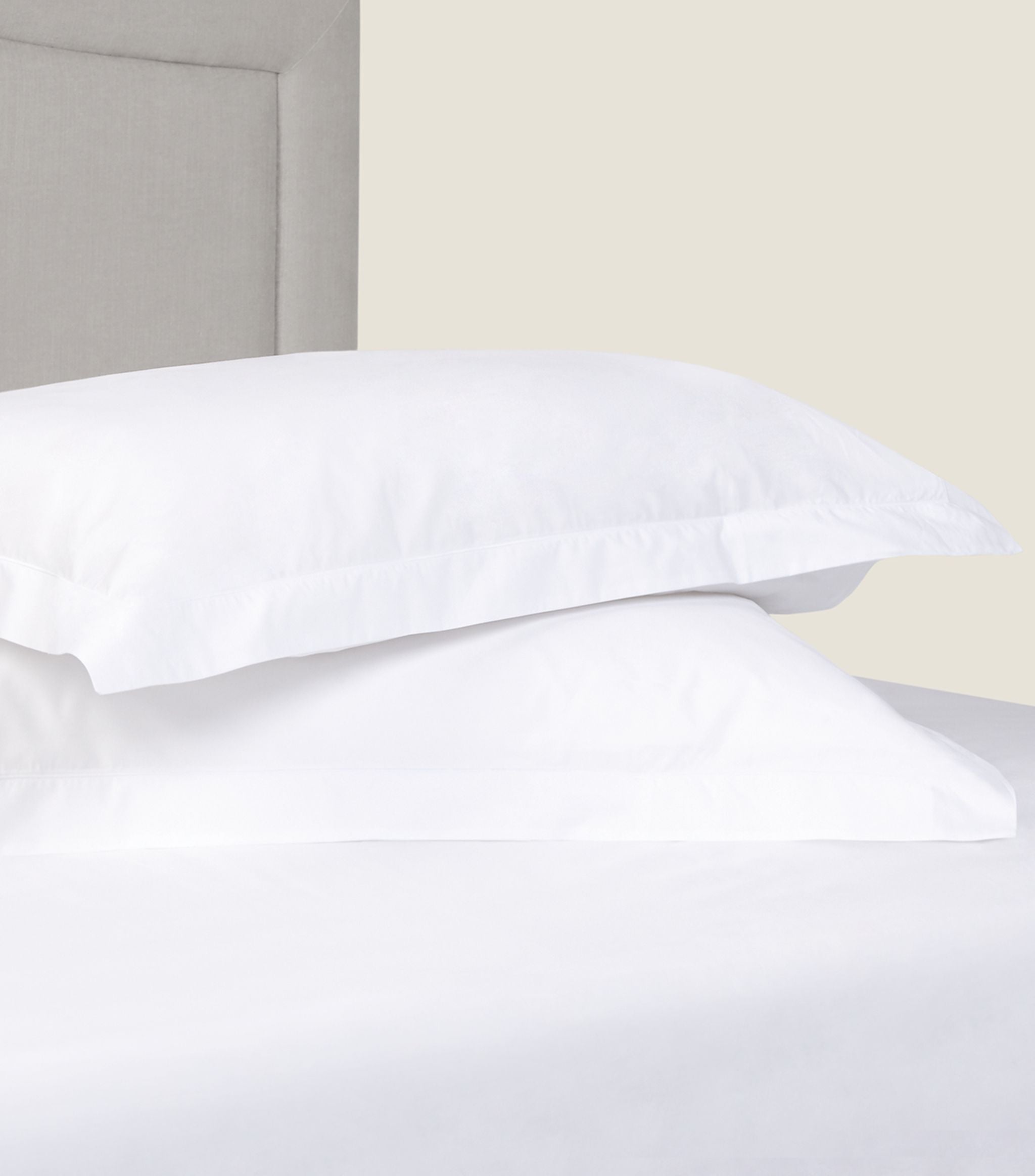 Chester Double Flat Sheet (230cm x 260cm) GOODS Harrods   