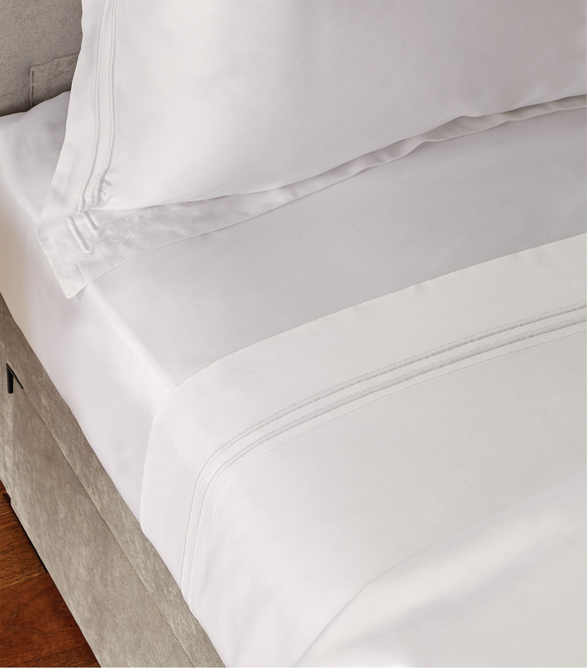 Richmond King Pillowcase Pair (50cm x 90cm) GOODS Harrods   