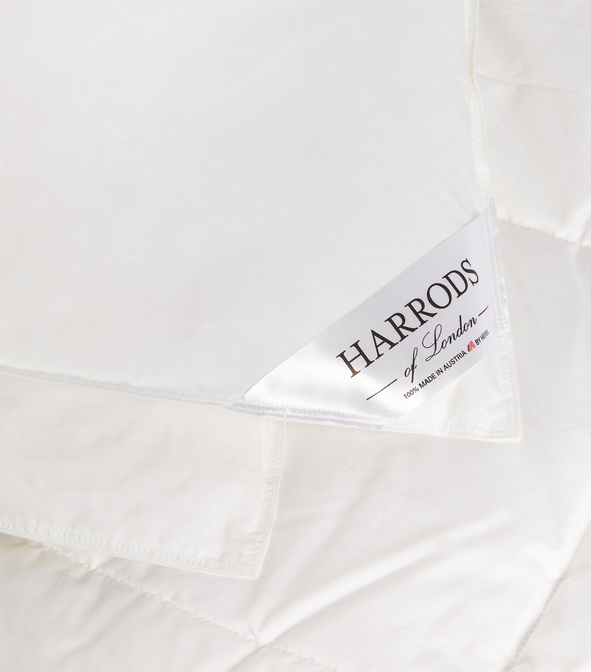 Super King Matterhorn Goose Down Duvet (260cm x 220cm) GOODS Harrods   