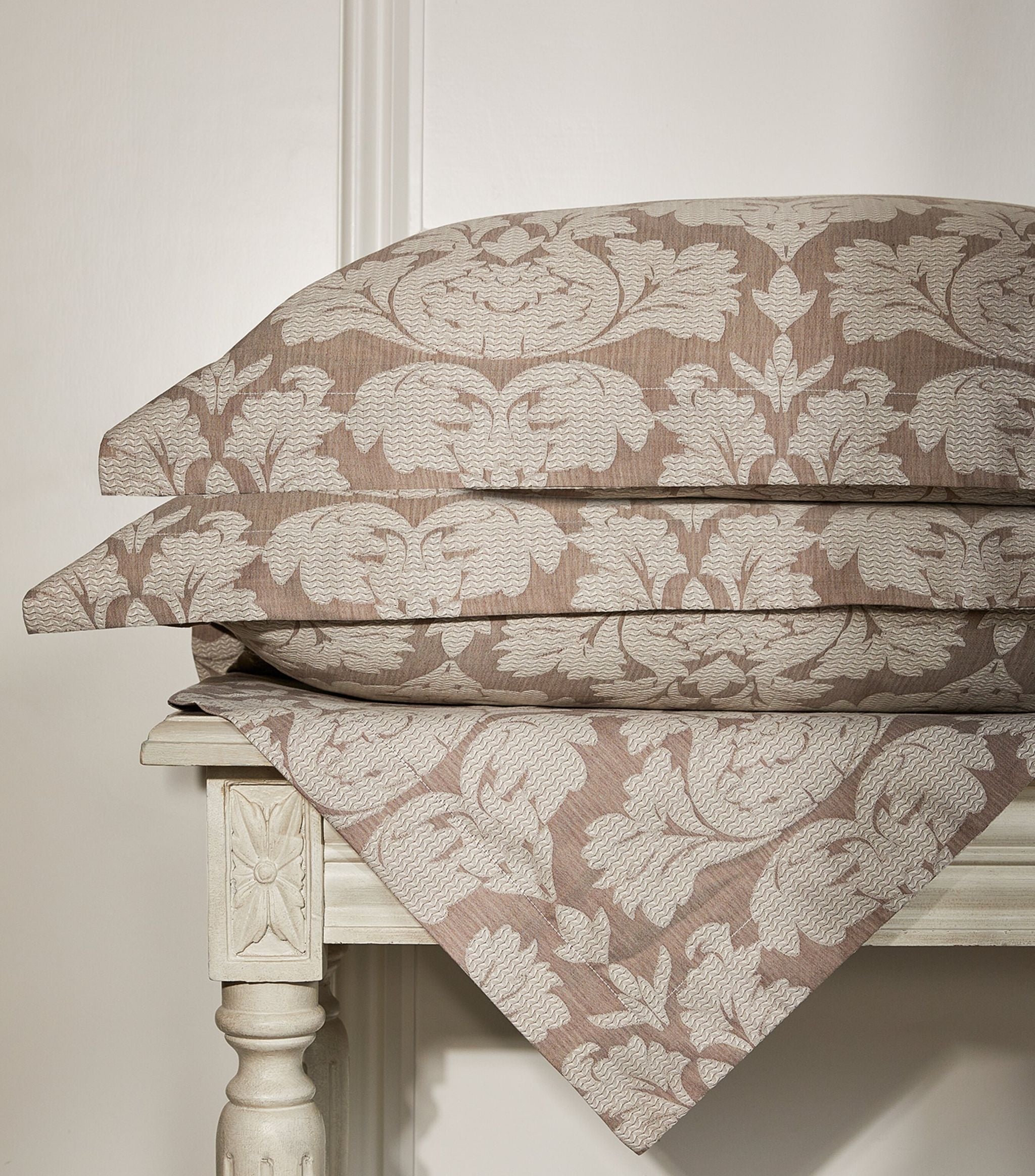 Versailles Oxford Pillowcase Pair (50cm x 75cm) GOODS Harrods   