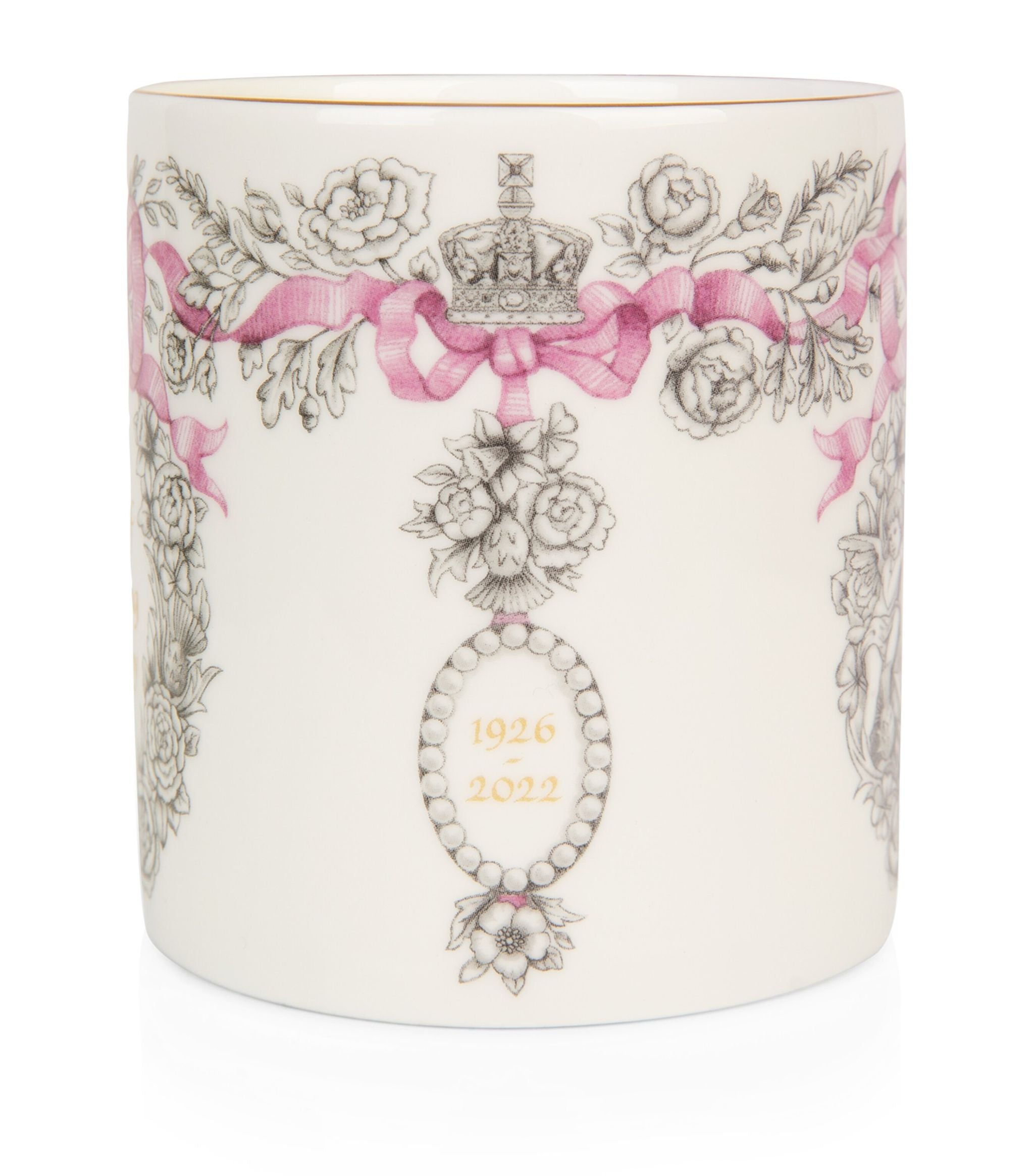 Queen Elizabeth II Commemorative Mug GOODS Harrods   