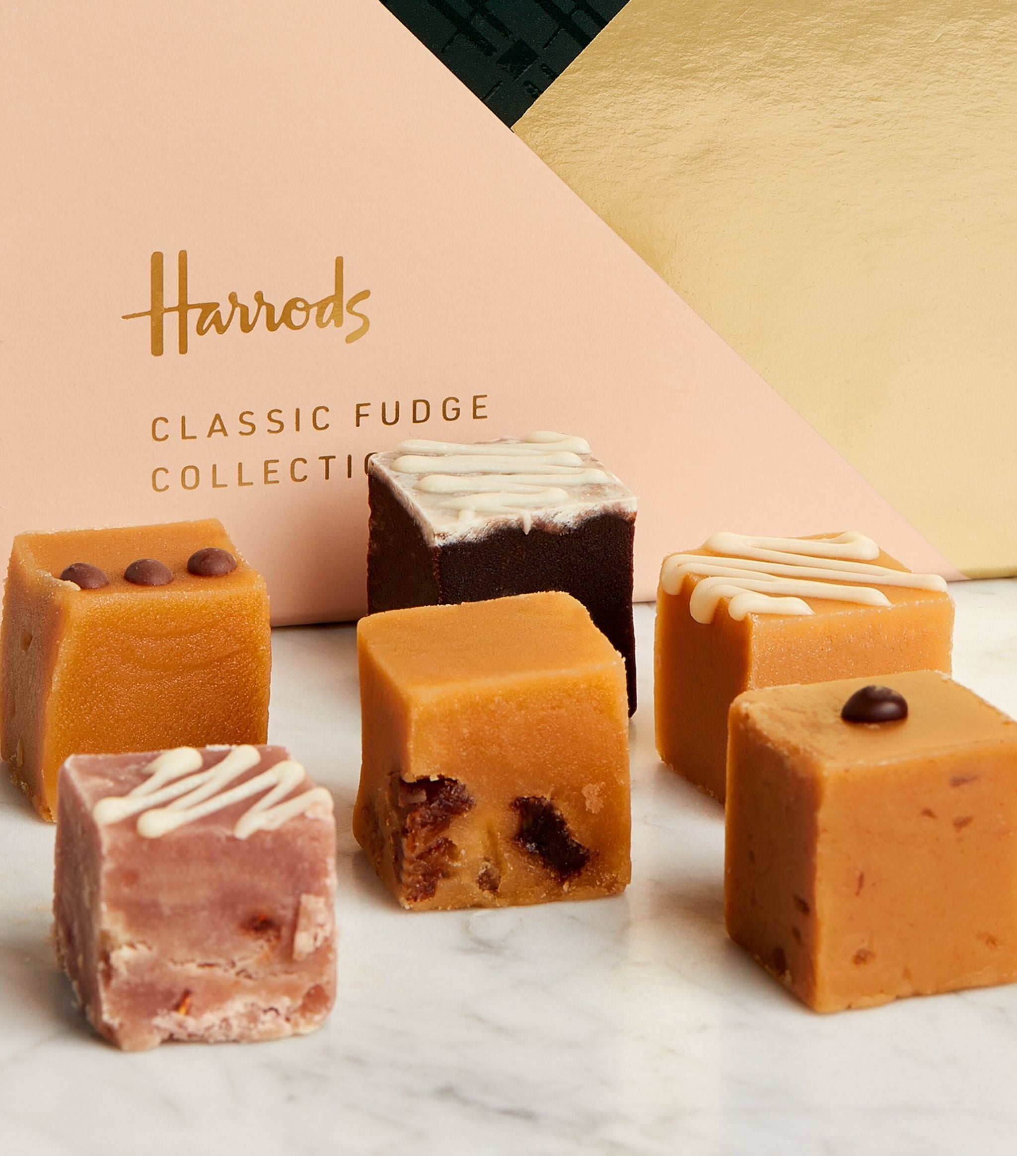 Sharing Fudge Selection (395g) GOODS Harrods   