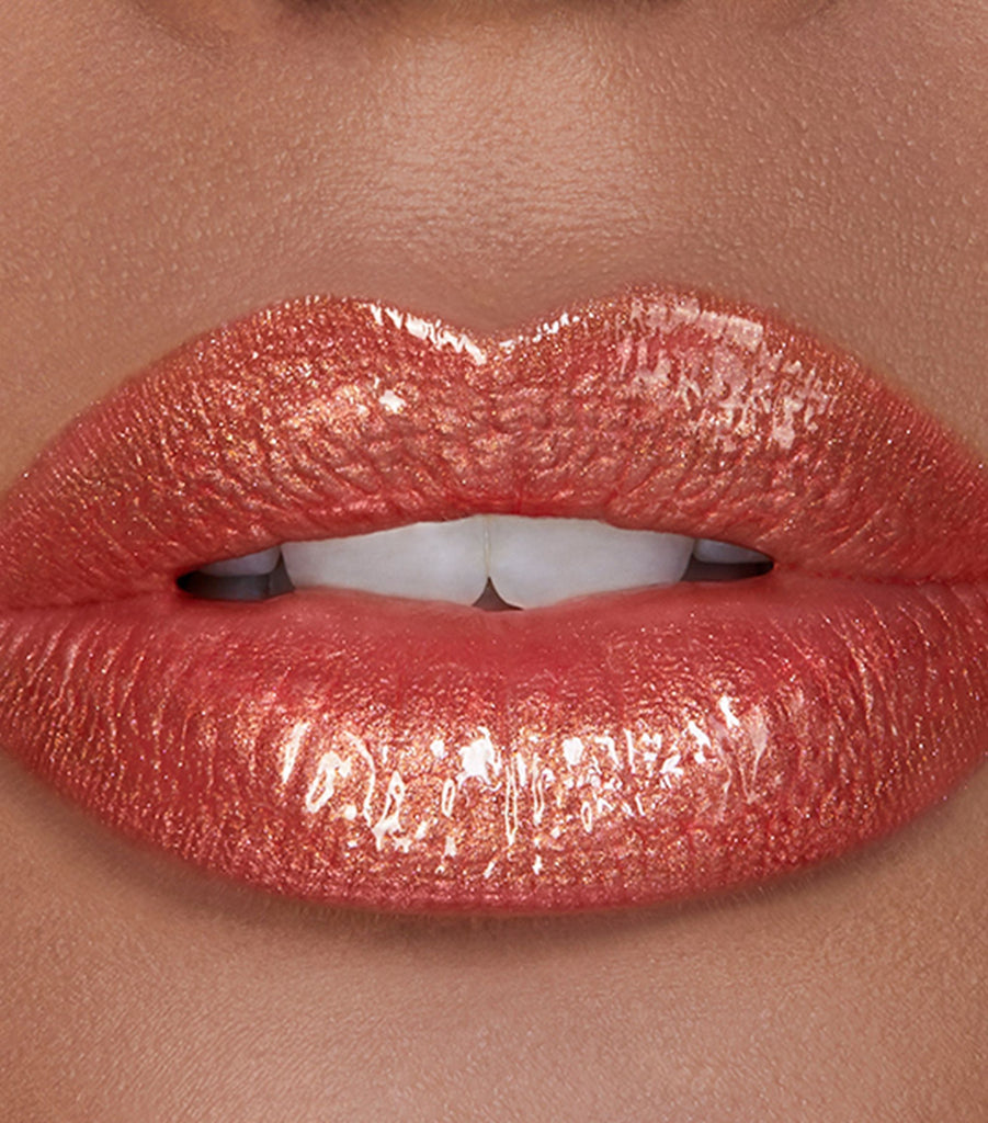 Unreal High Shine Volumizing Lip Gloss