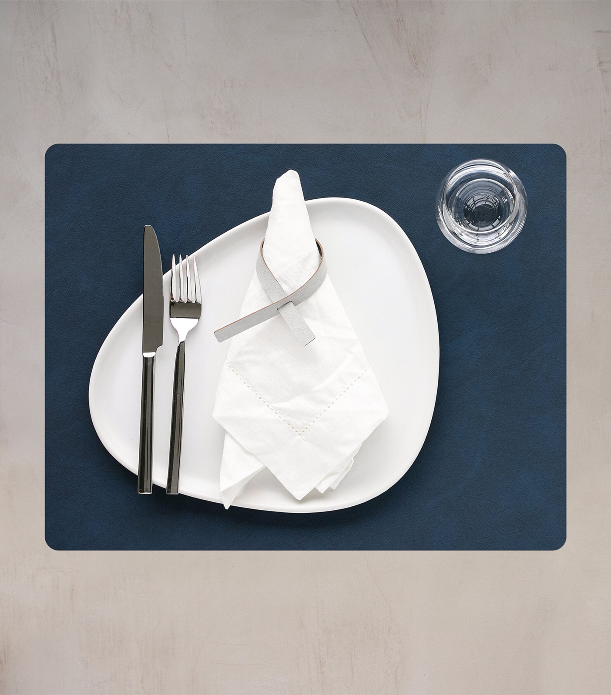 Square Nupo Placemats (Set of 4) GOODS Harrods   