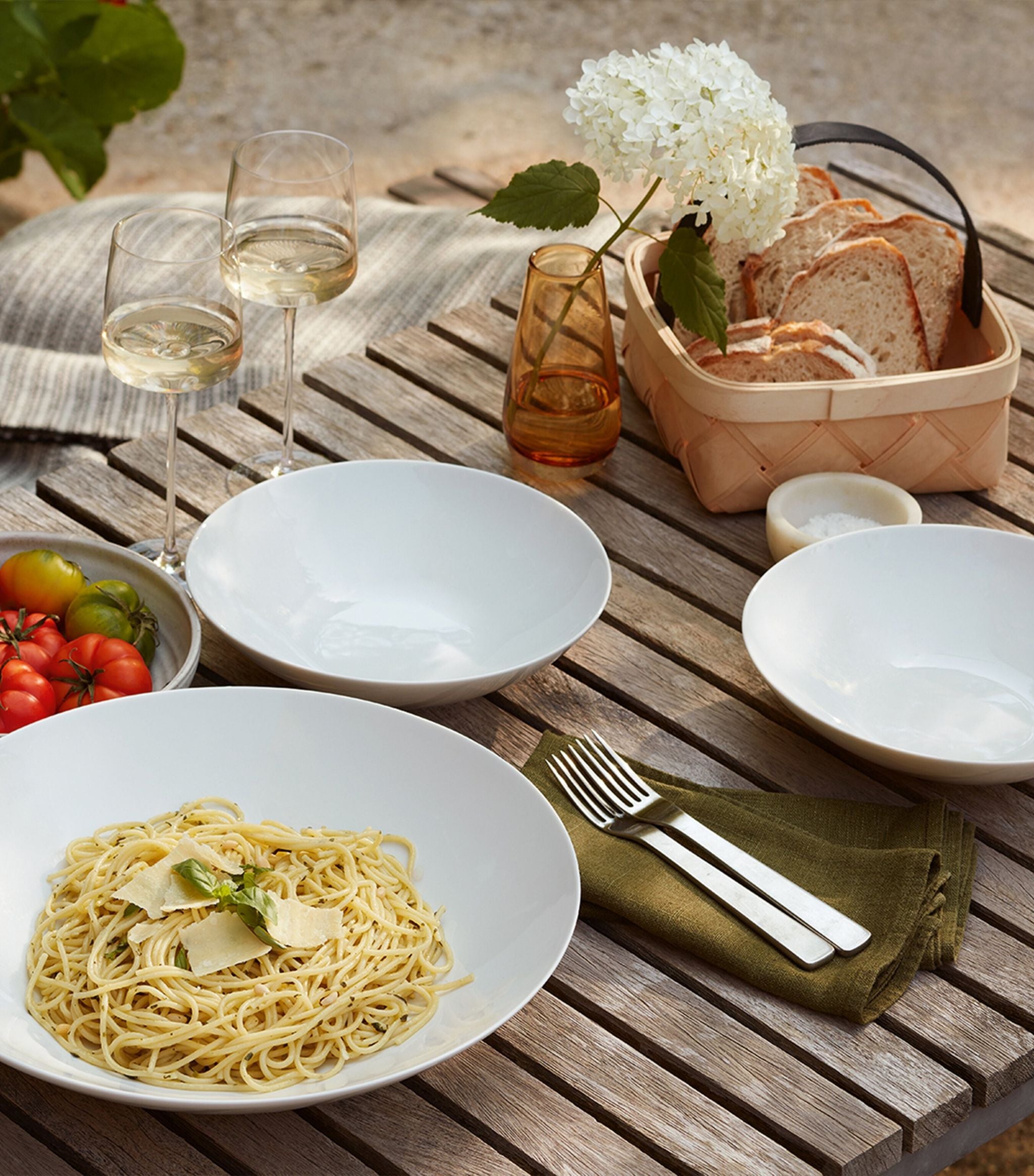 Set of 4 Dine Pasta Bowls (24cm) GOODS Harrods   